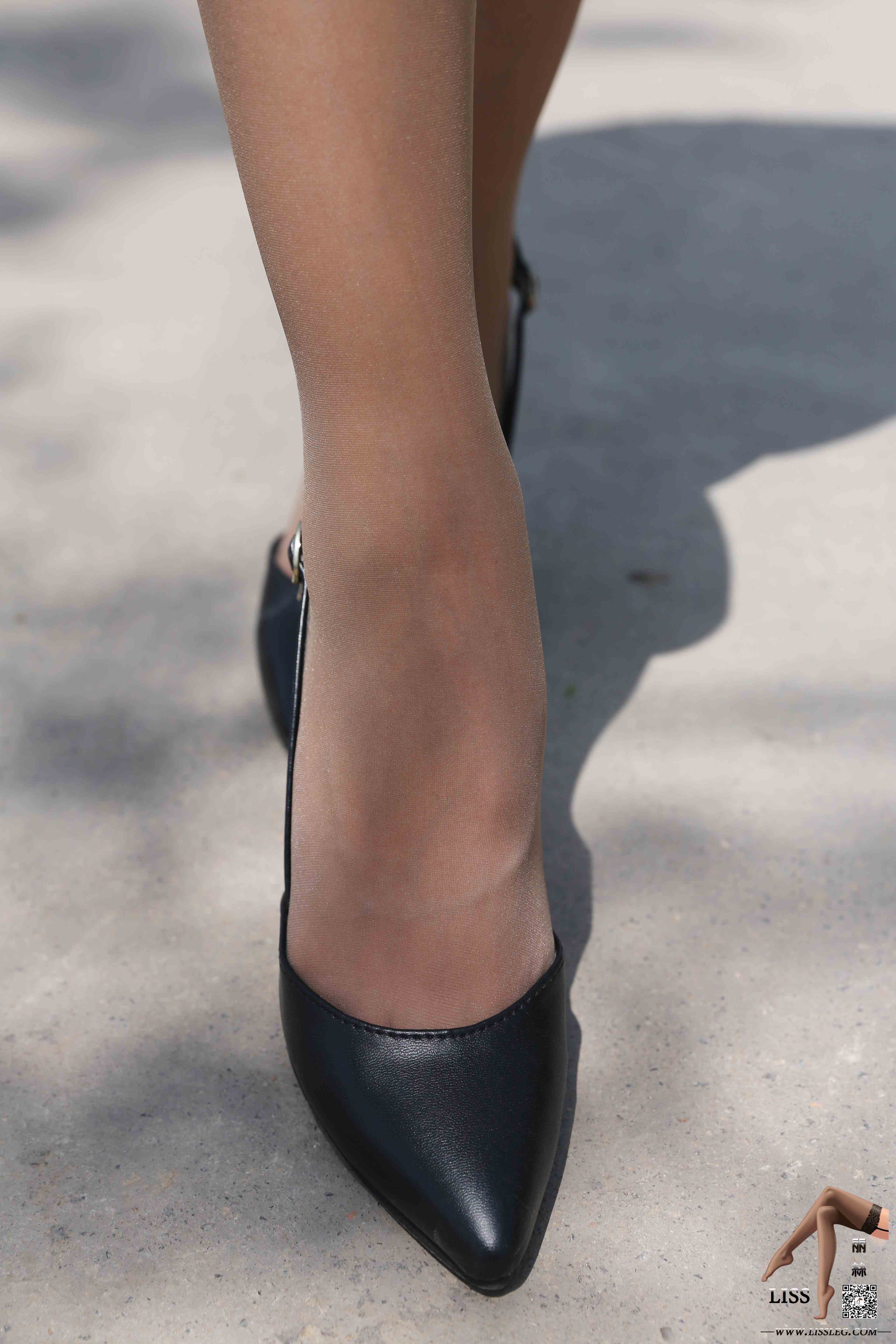 China Beauty Legs and feet 686