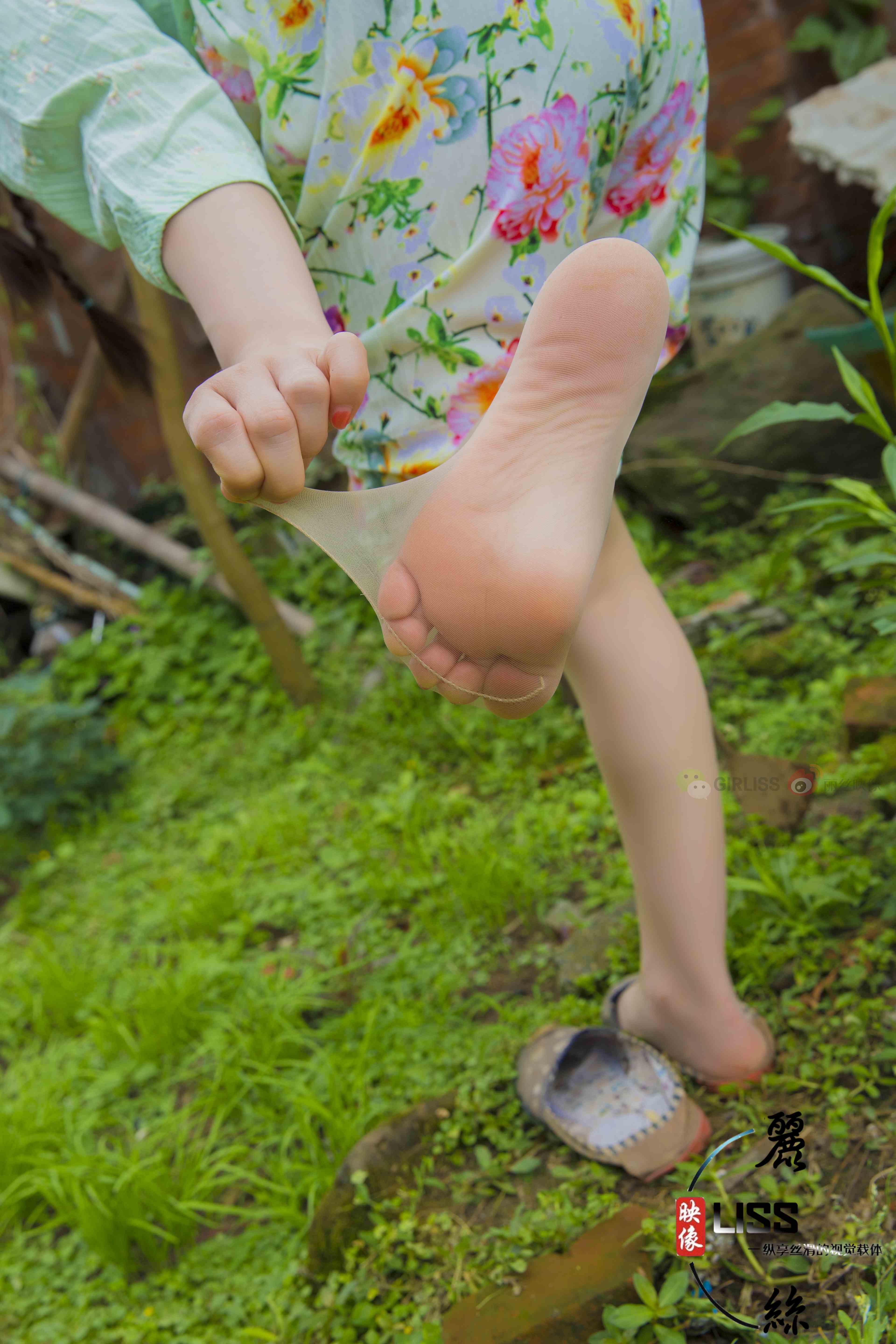 China Beauty Legs and feet 687