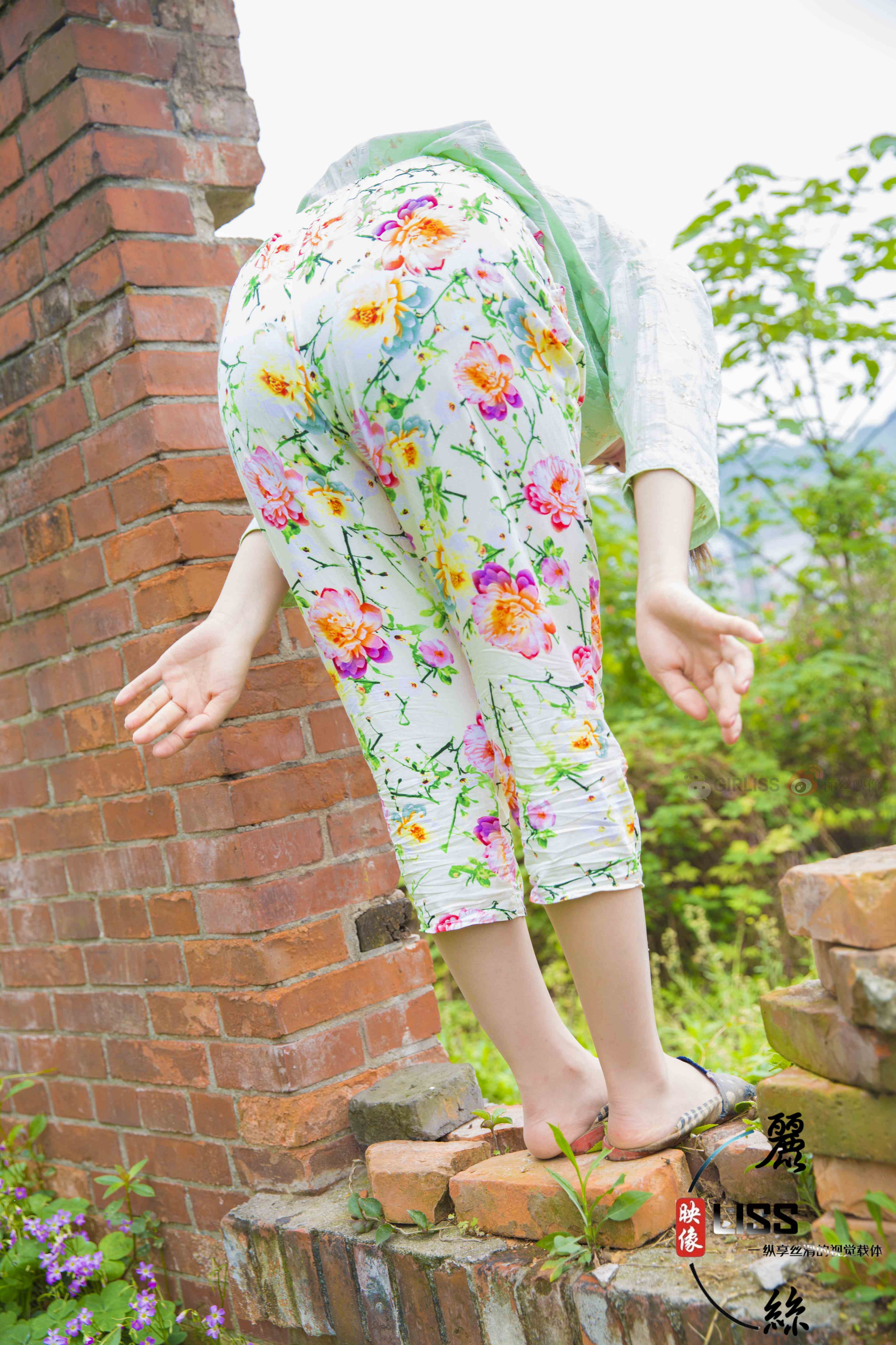 China Beauty Legs and feet 687