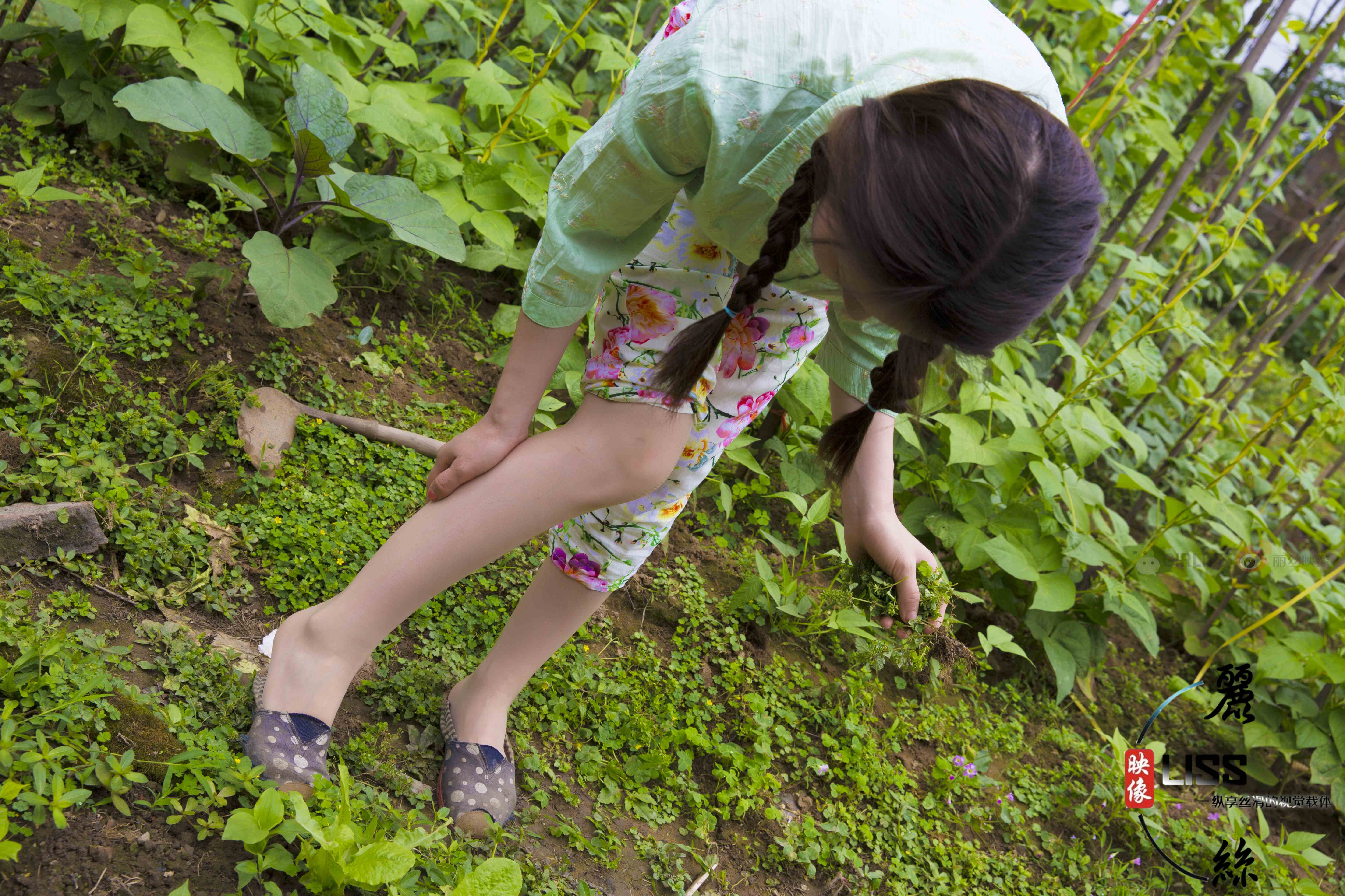 China Beauty Legs and feet 687