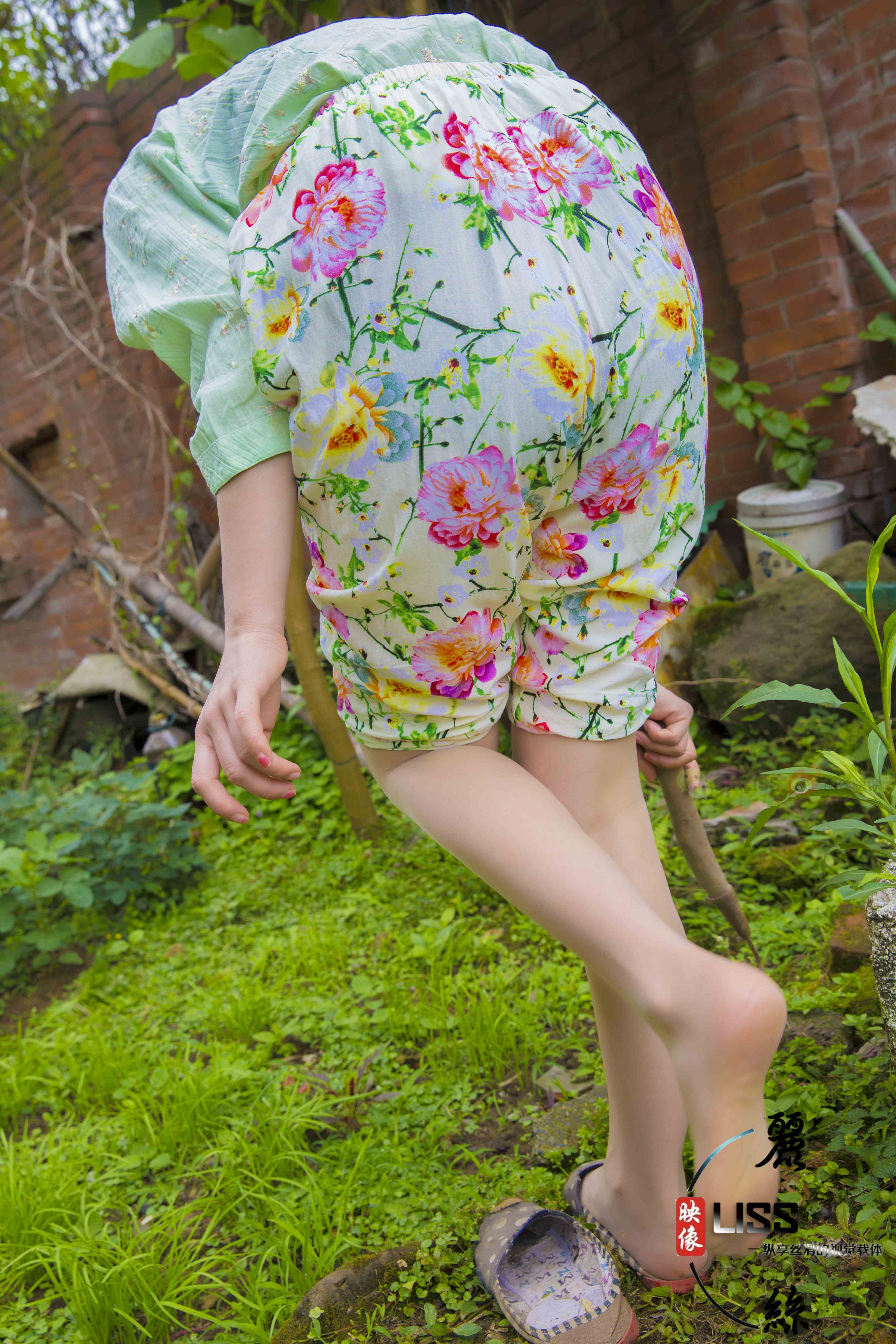 China Beauty Legs and feet 687