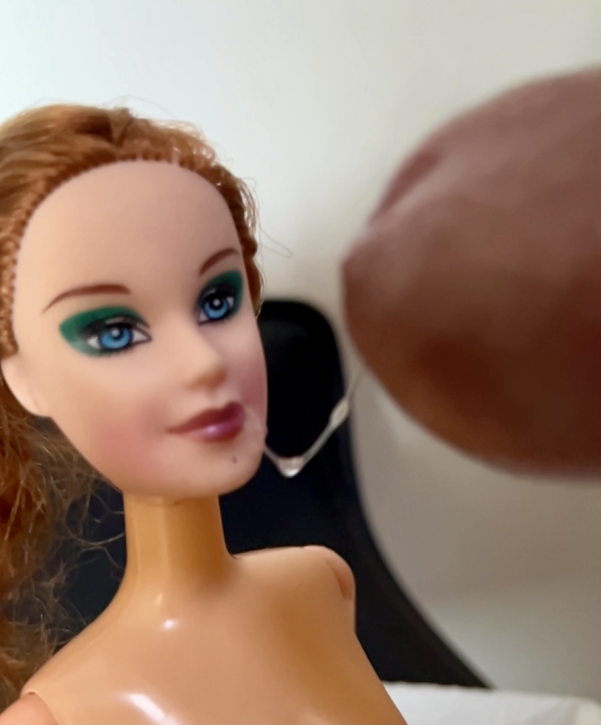 Slut faced Secondhand Barbie gets precum and cumshot facial