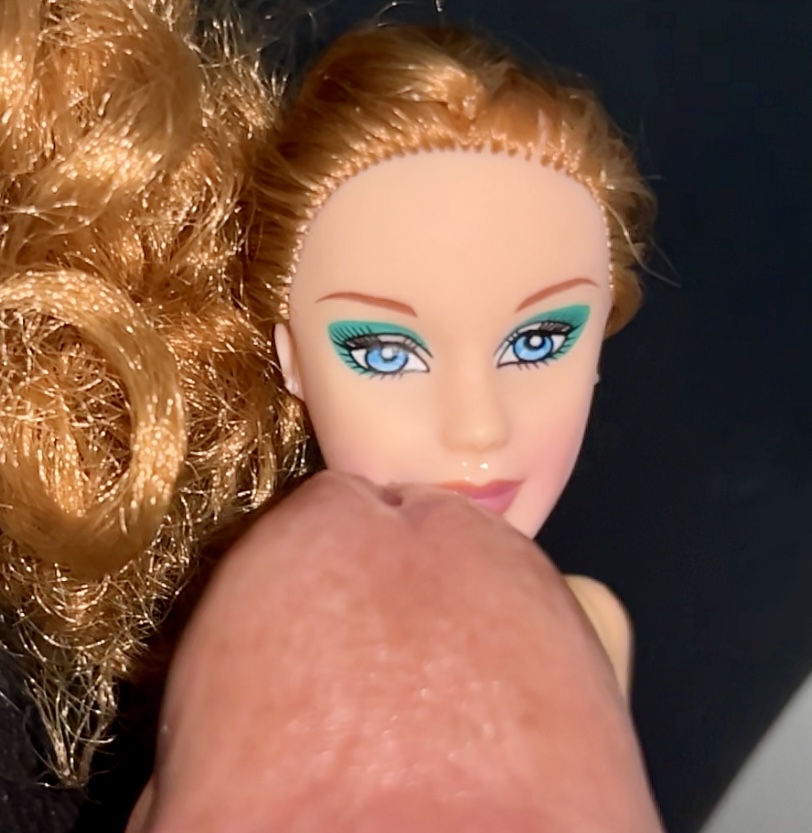 Slut faced Secondhand Barbie gets precum and cumshot facial
