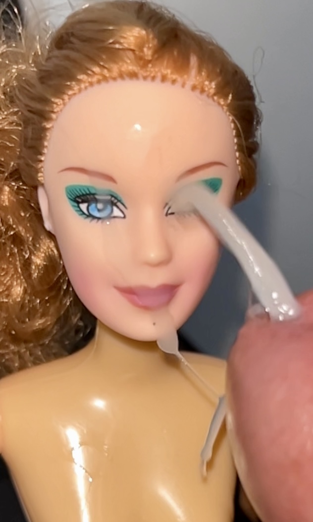 Slut faced Secondhand Barbie gets precum and cumshot facial