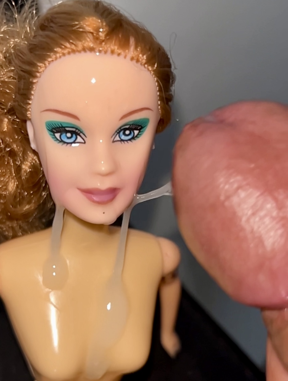 Slut faced Secondhand Barbie gets precum and cumshot facial