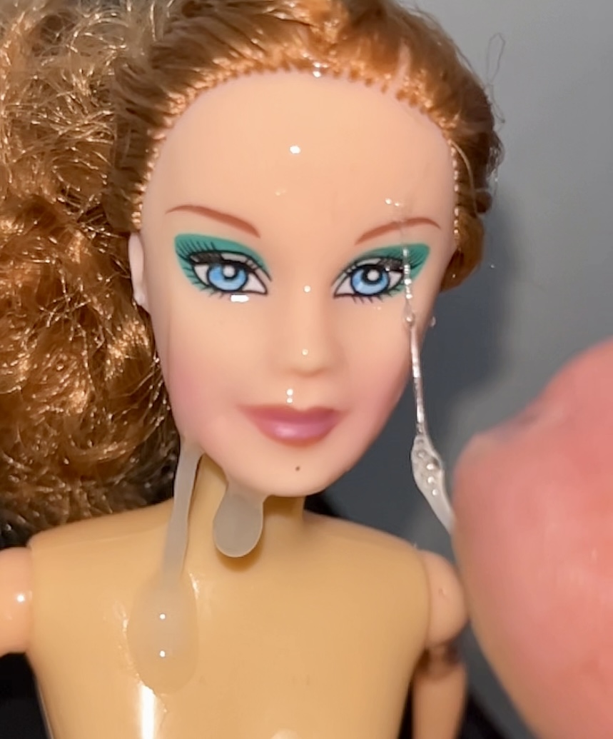 Slut faced Secondhand Barbie gets precum and cumshot facial