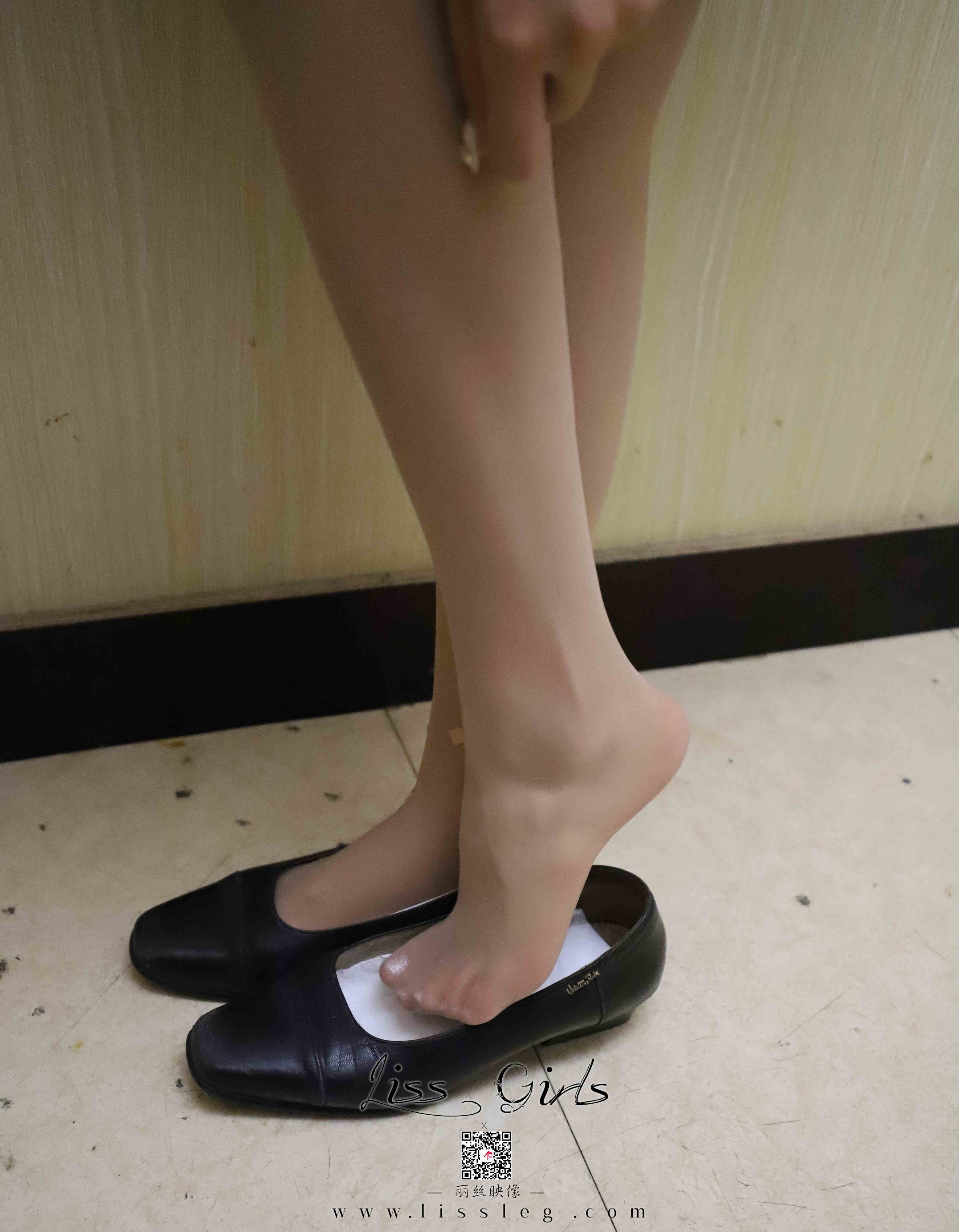 China Beauty Legs and feet 700