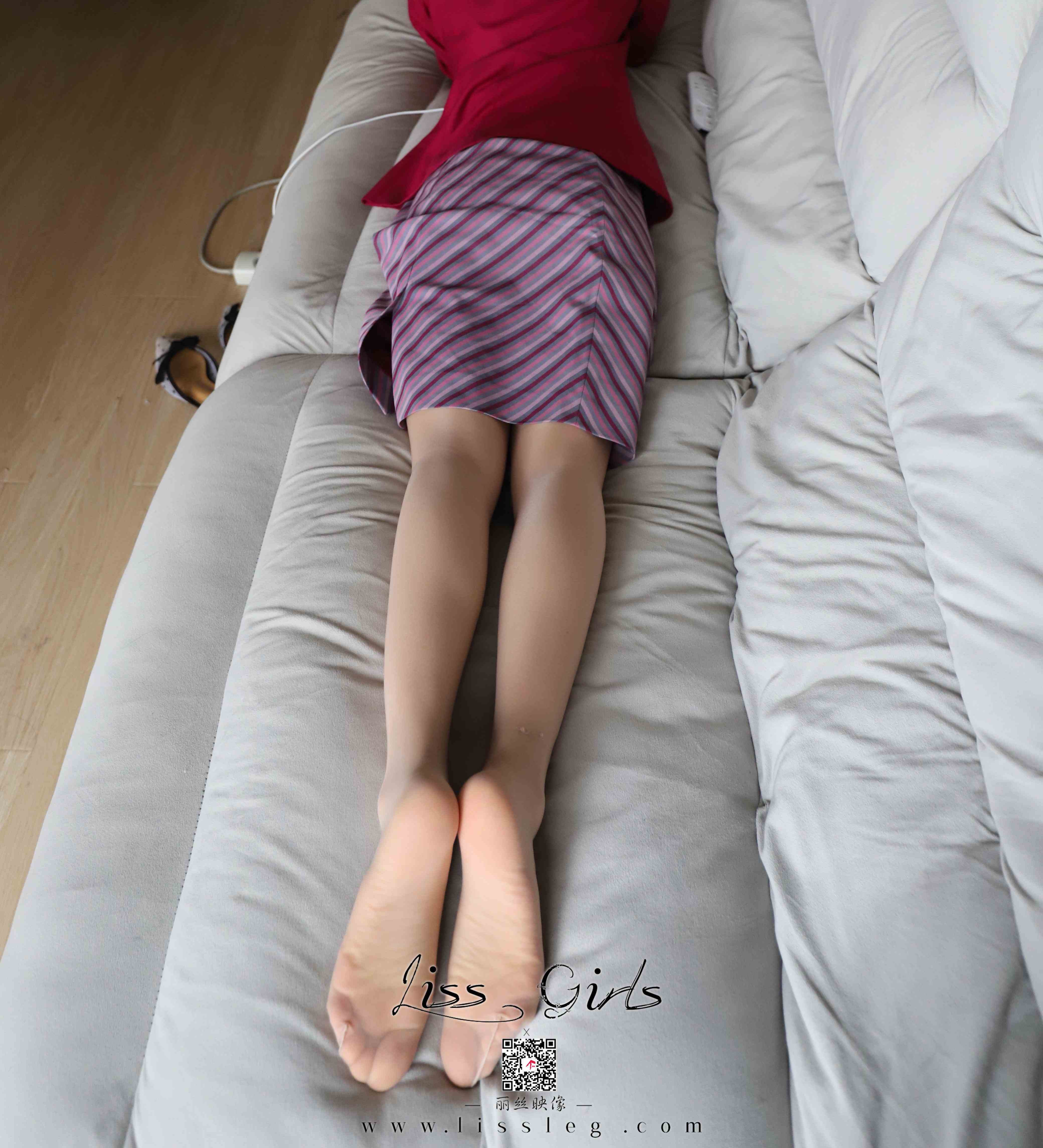 China Beauty Legs and feet 700