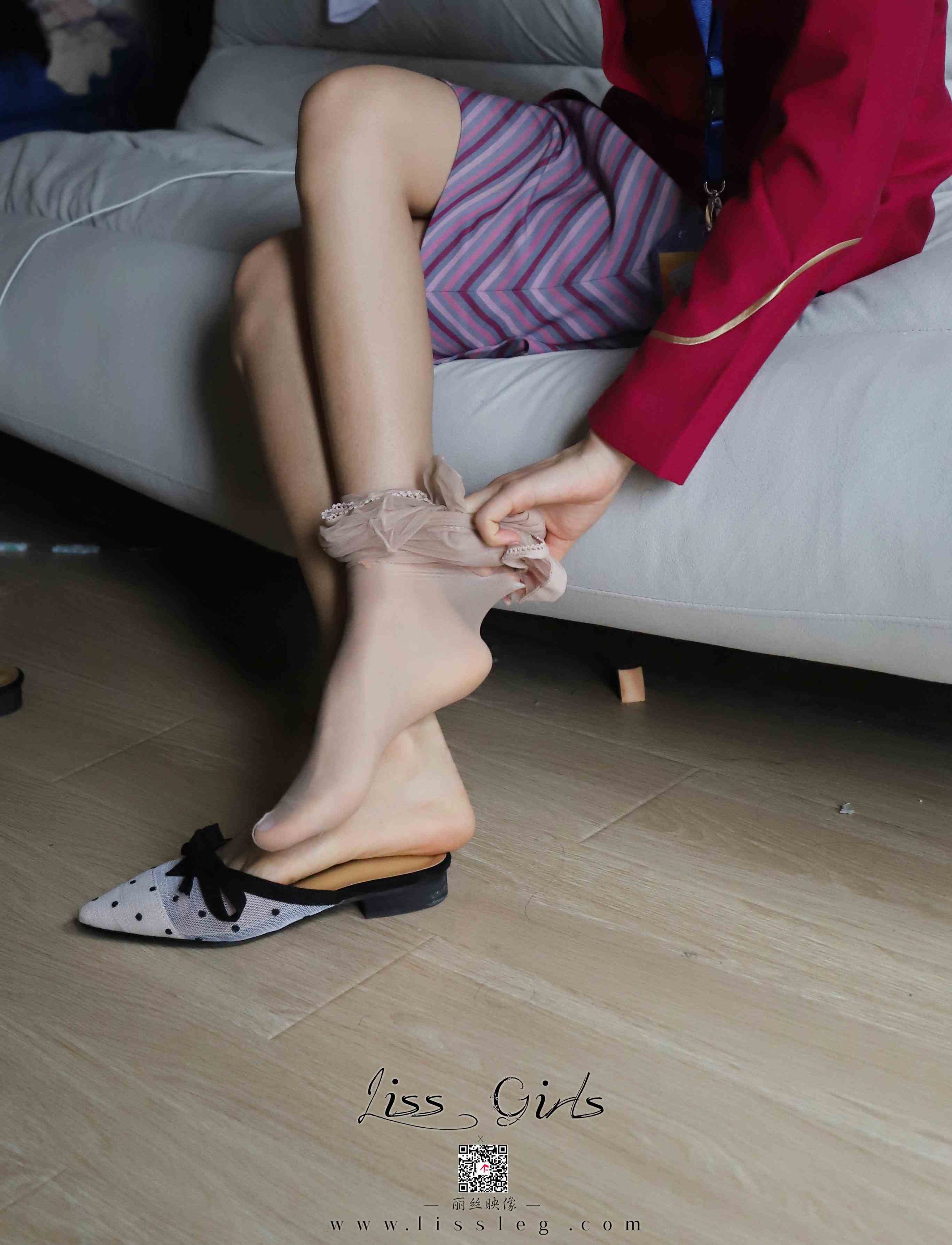 China Beauty Legs and feet 700