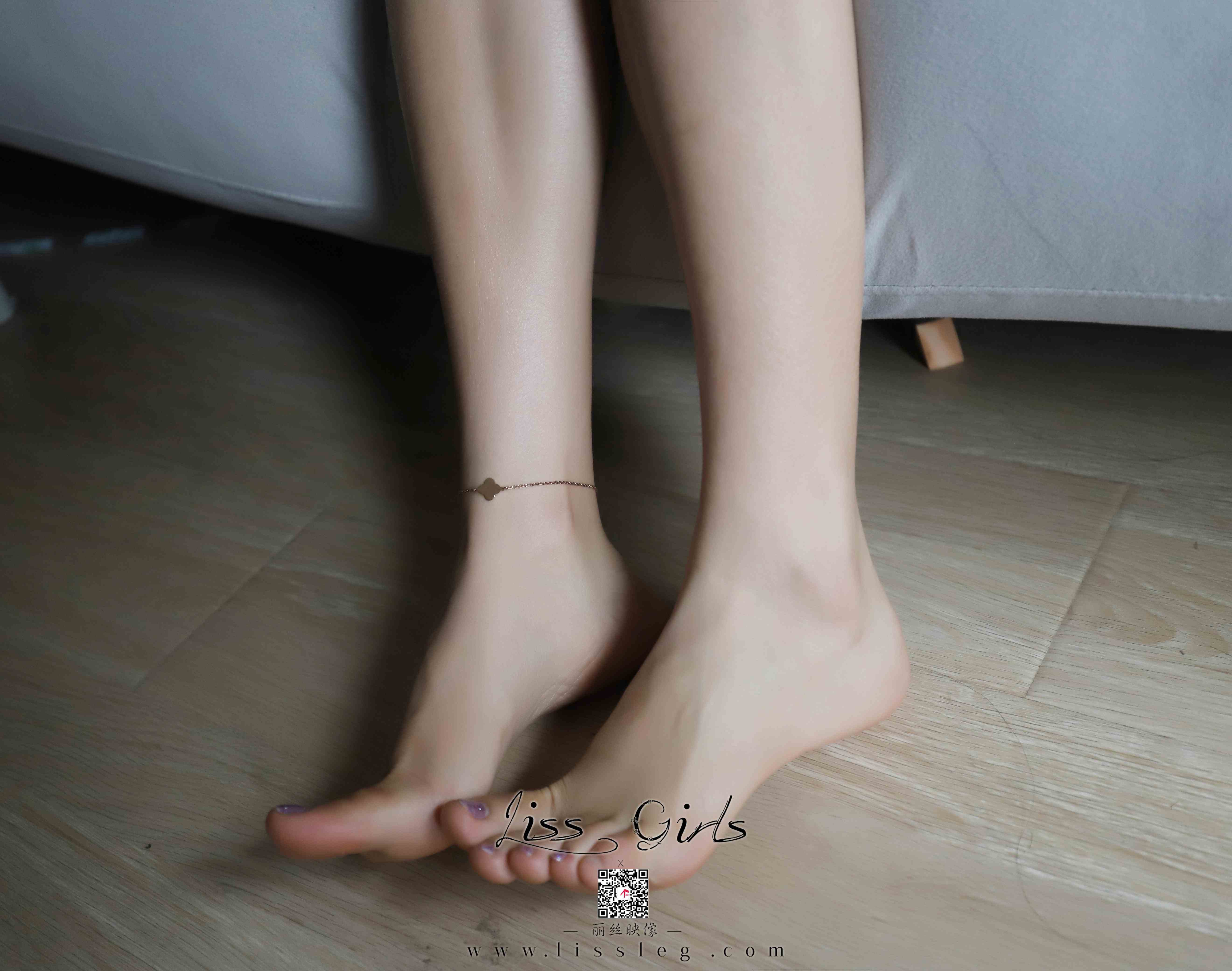 China Beauty Legs and feet 700