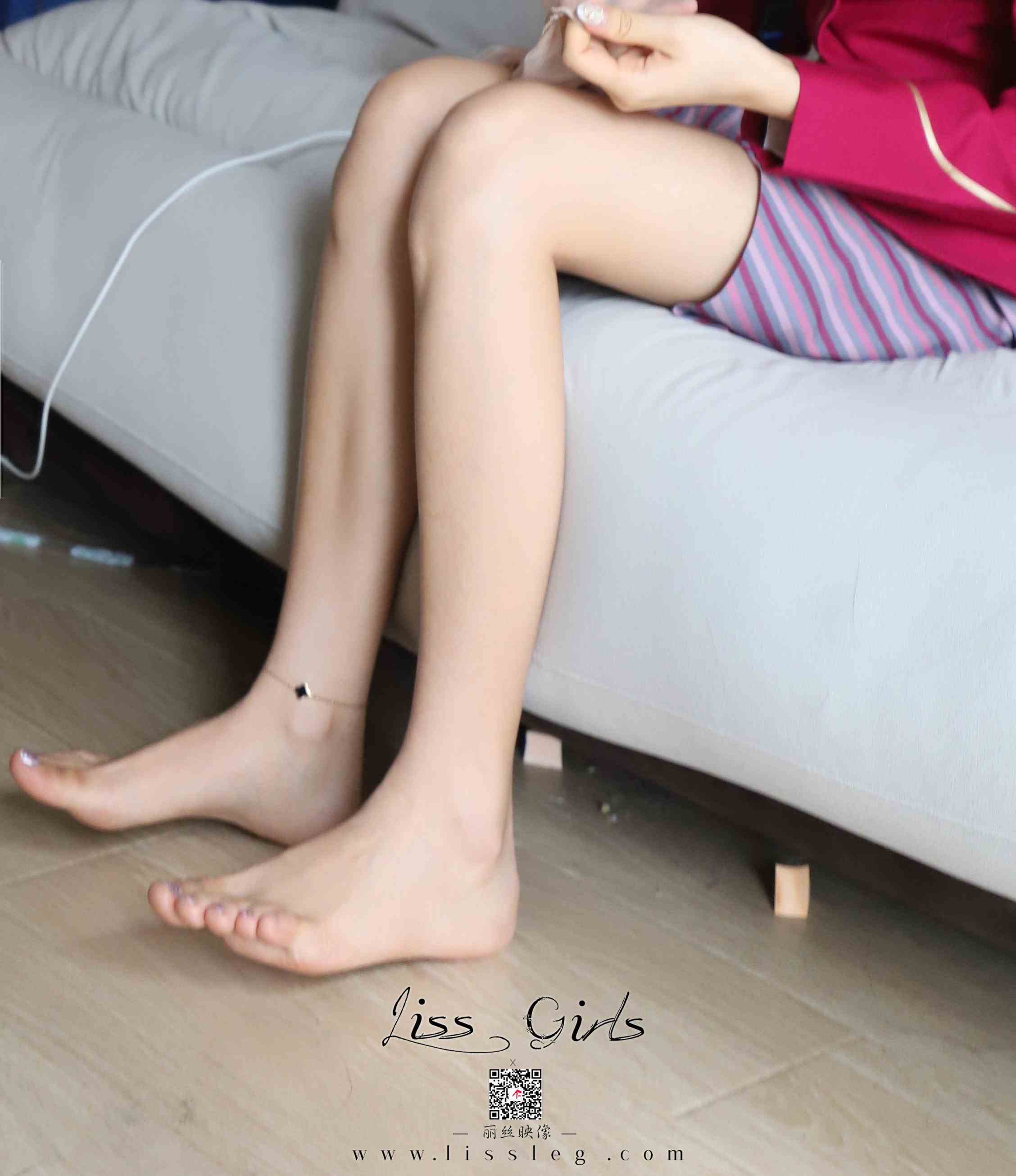 China Beauty Legs and feet 700
