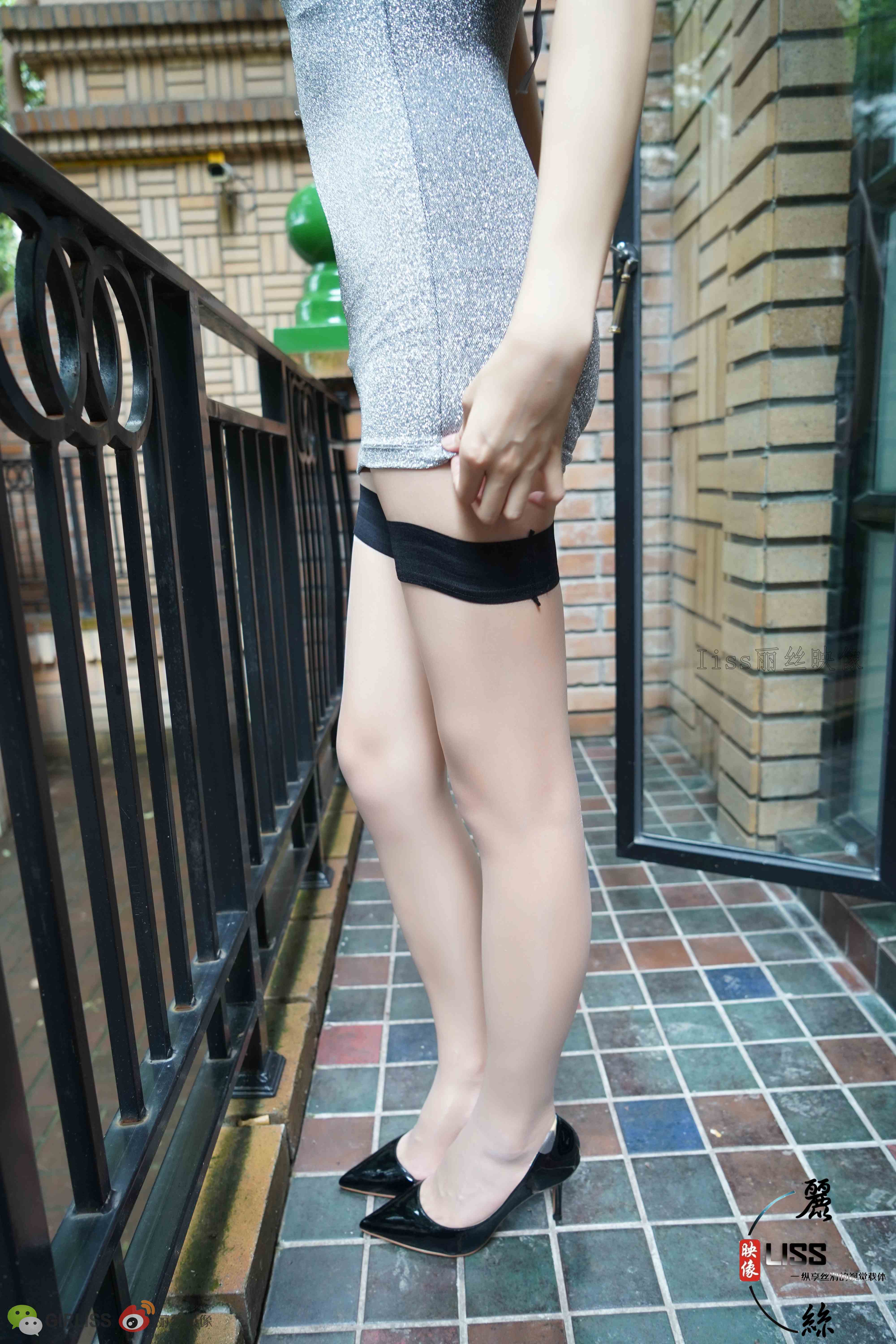 China Beauty Legs and feet 701