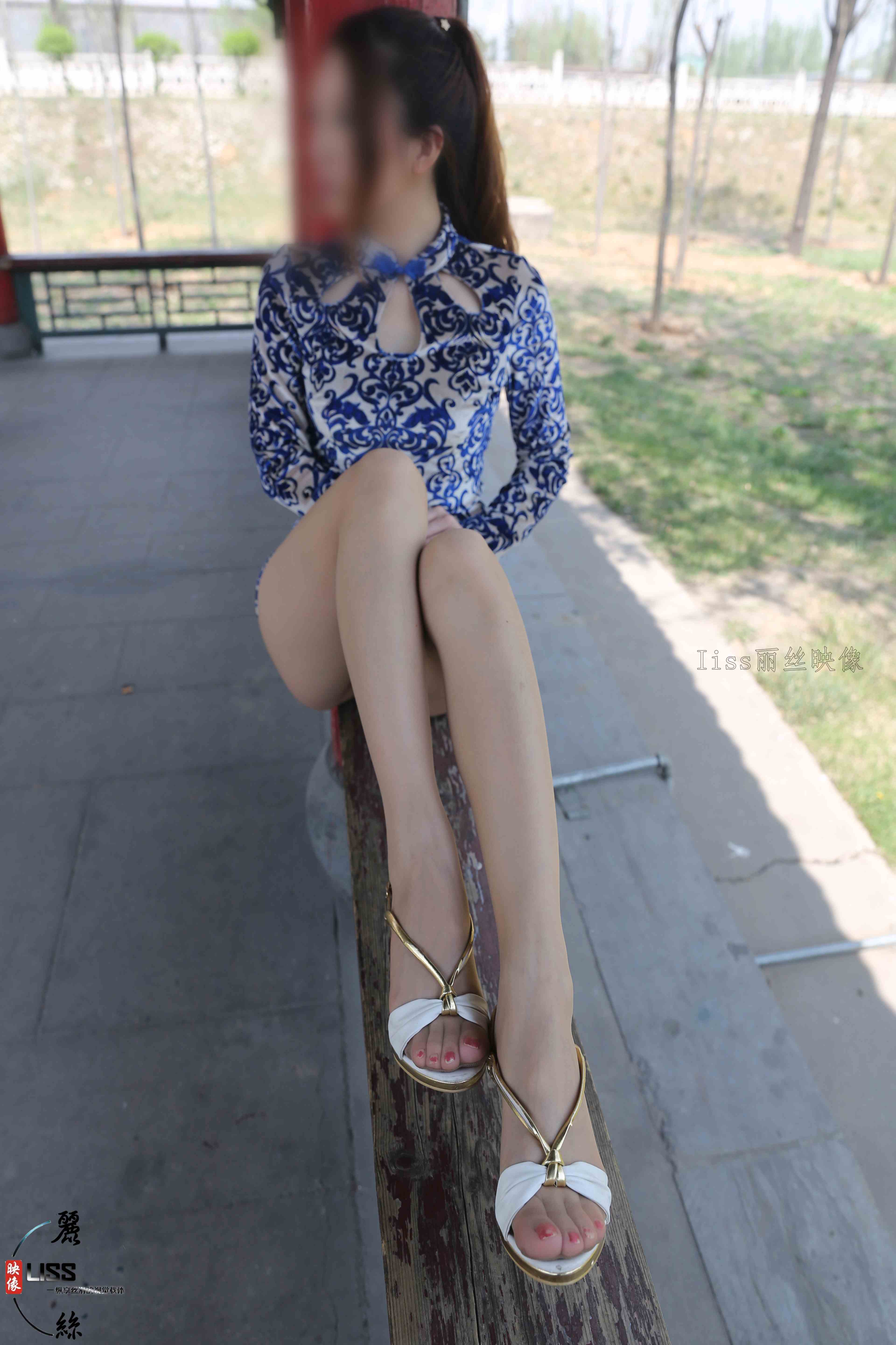 China Beauty Legs and feet 702