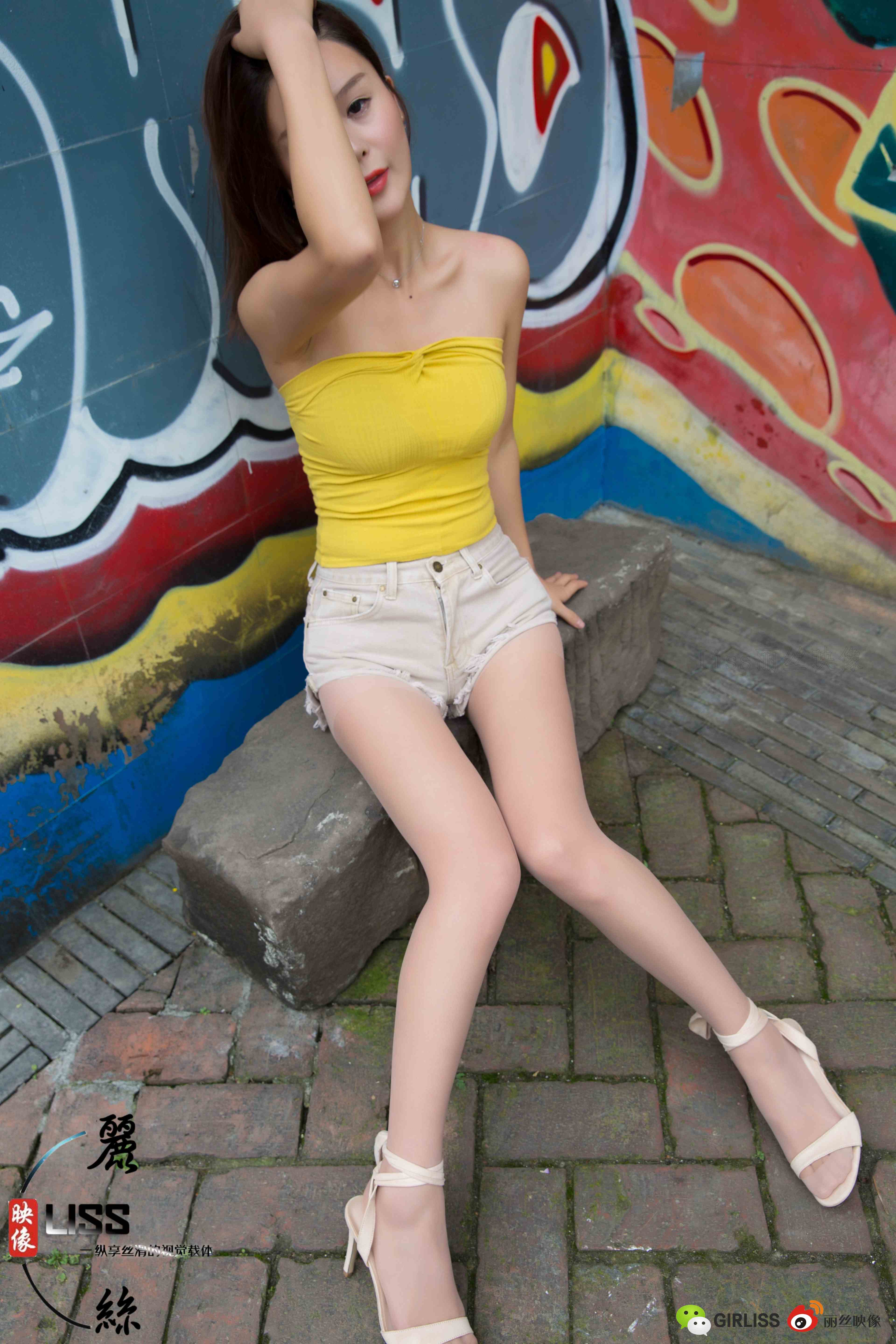 China Beauty Legs and feet 703