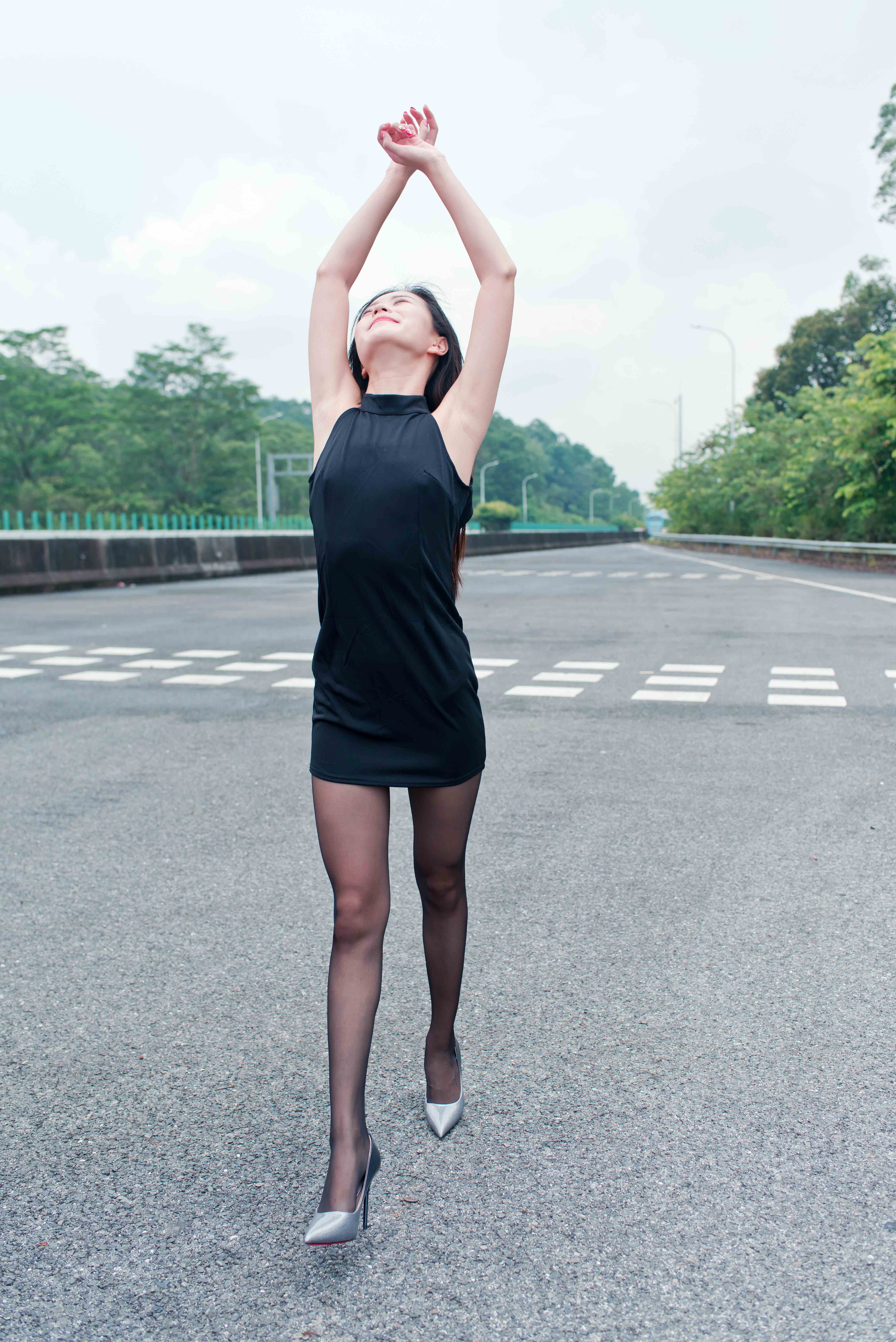 China Beauty Legs and feet 708