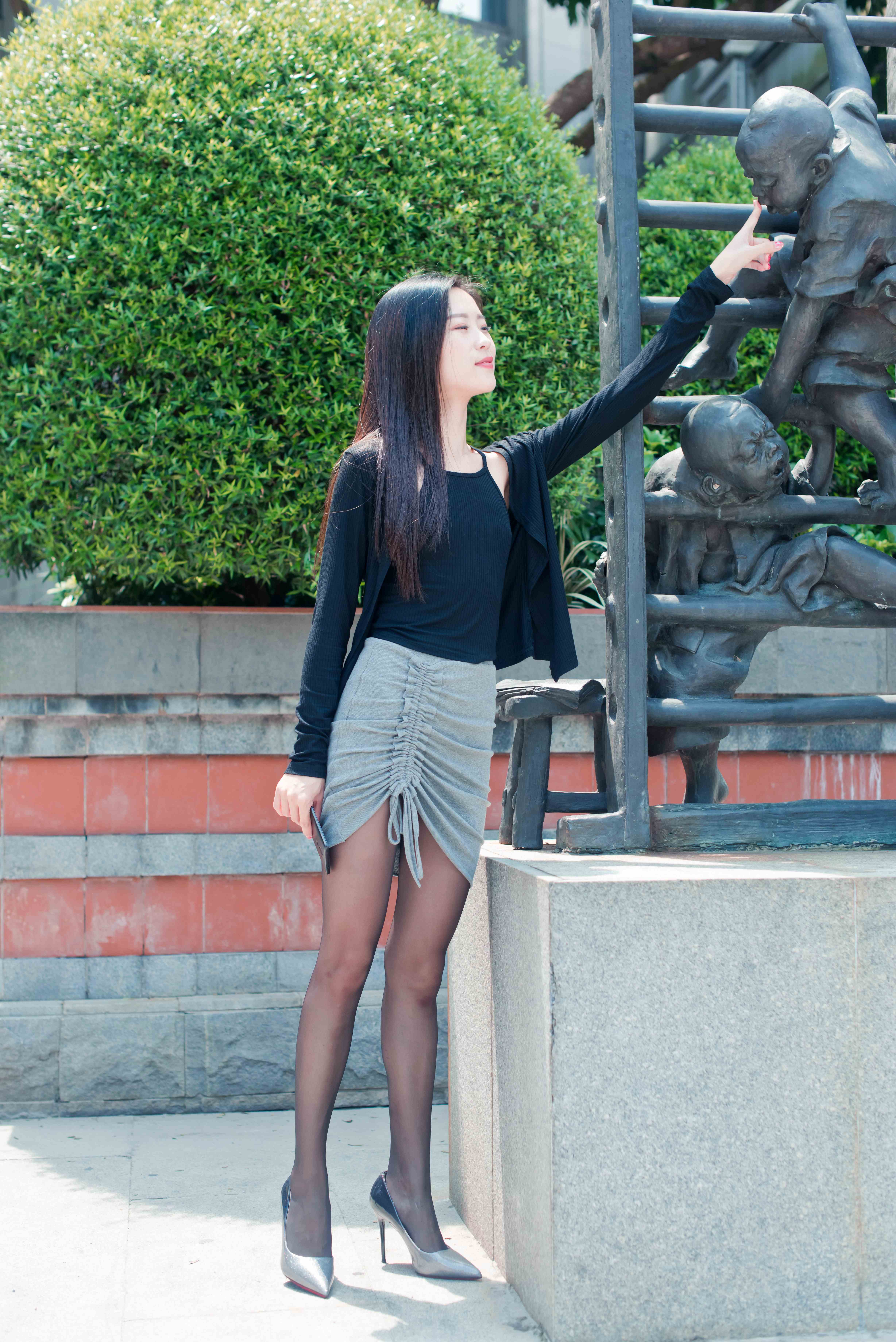 China Beauty Legs and feet 709