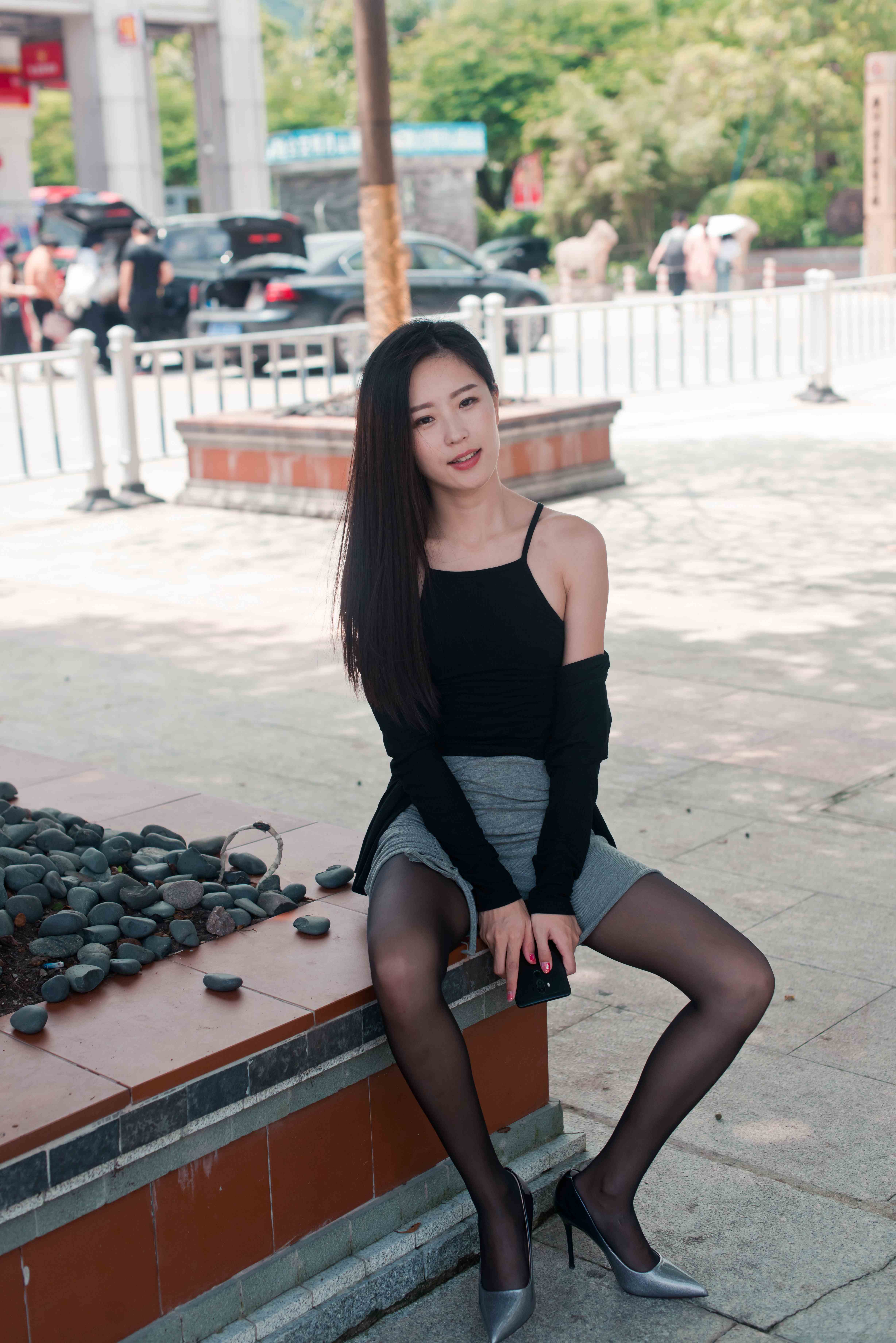 China Beauty Legs and feet 709