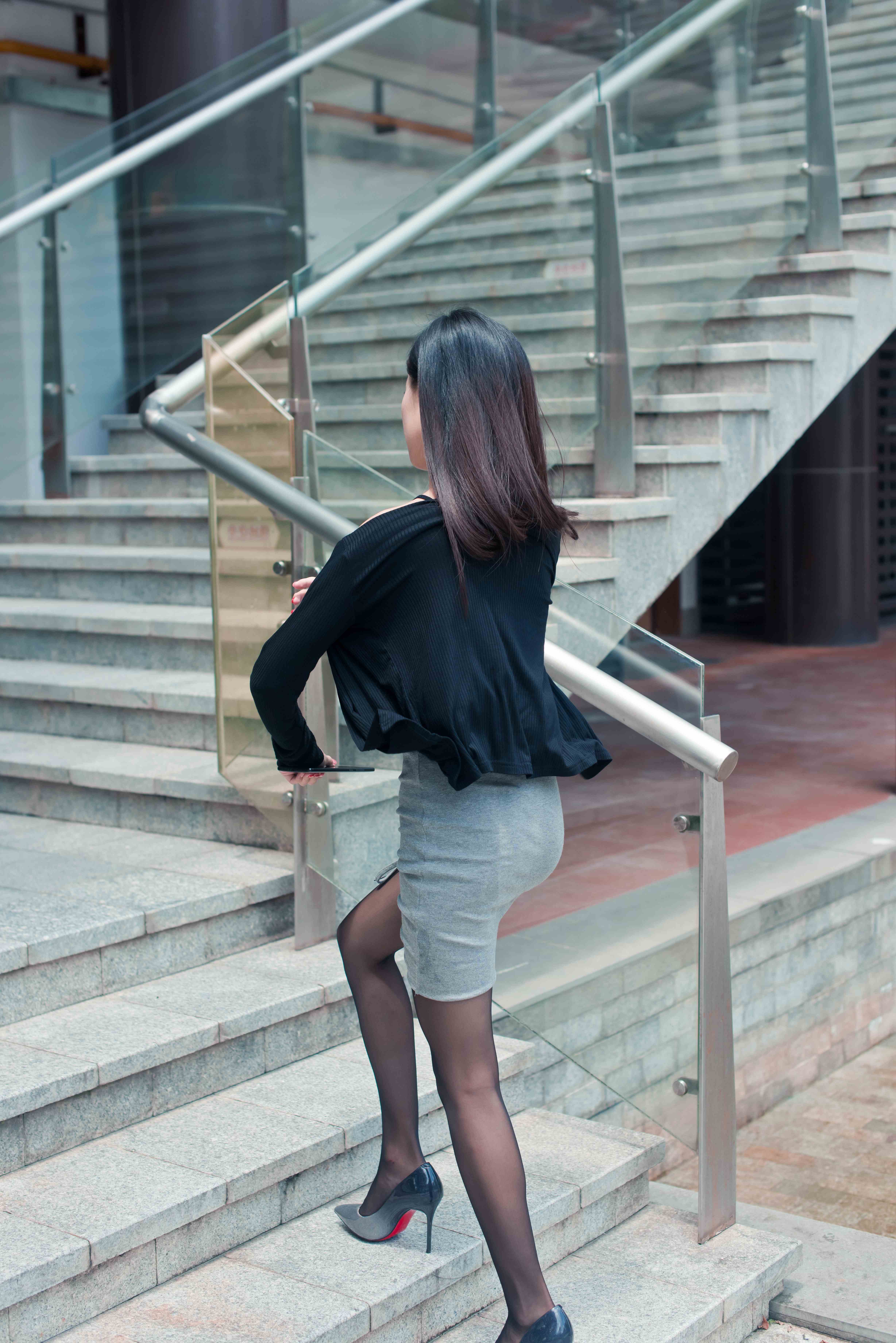 China Beauty Legs and feet 709