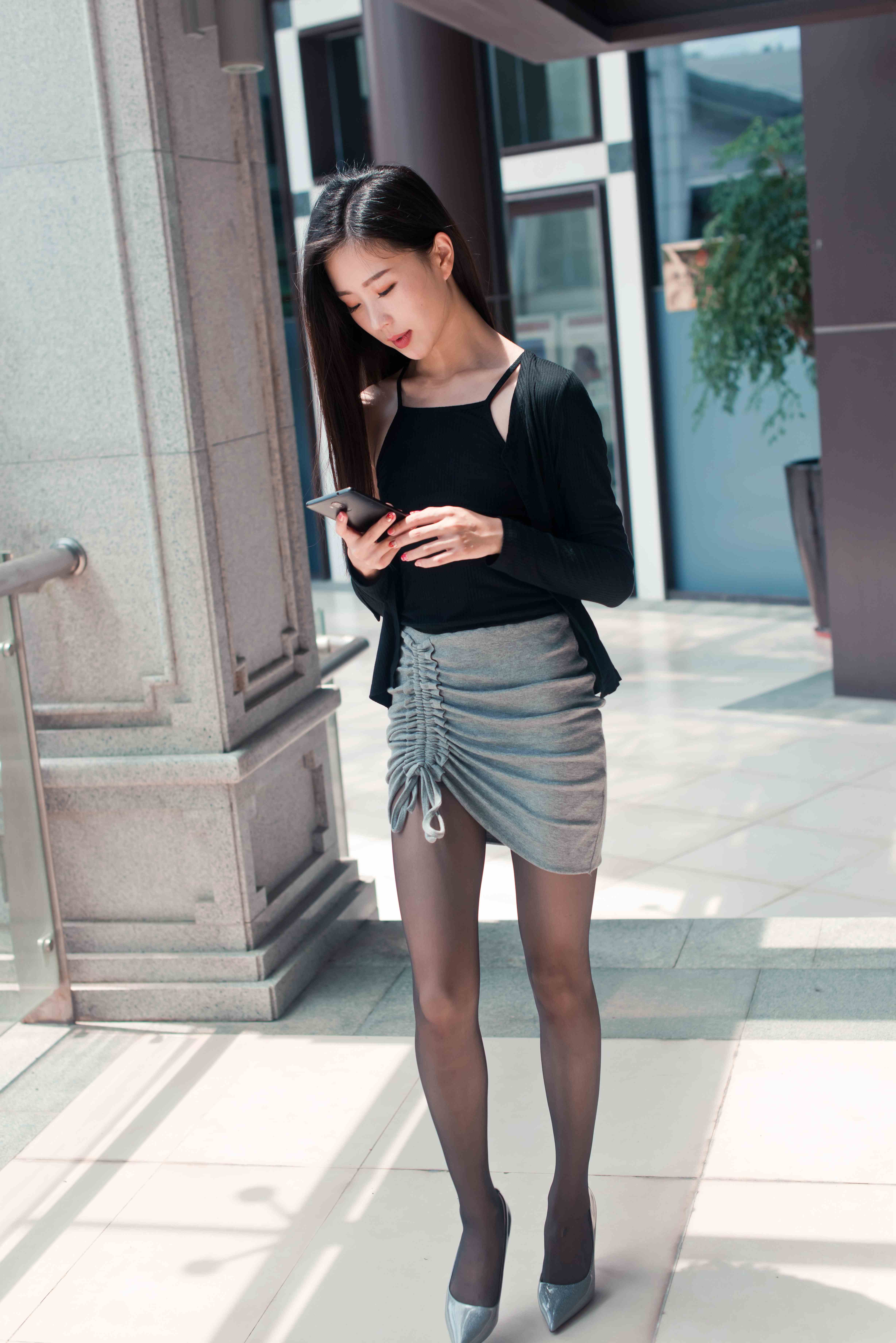 China Beauty Legs and feet 709