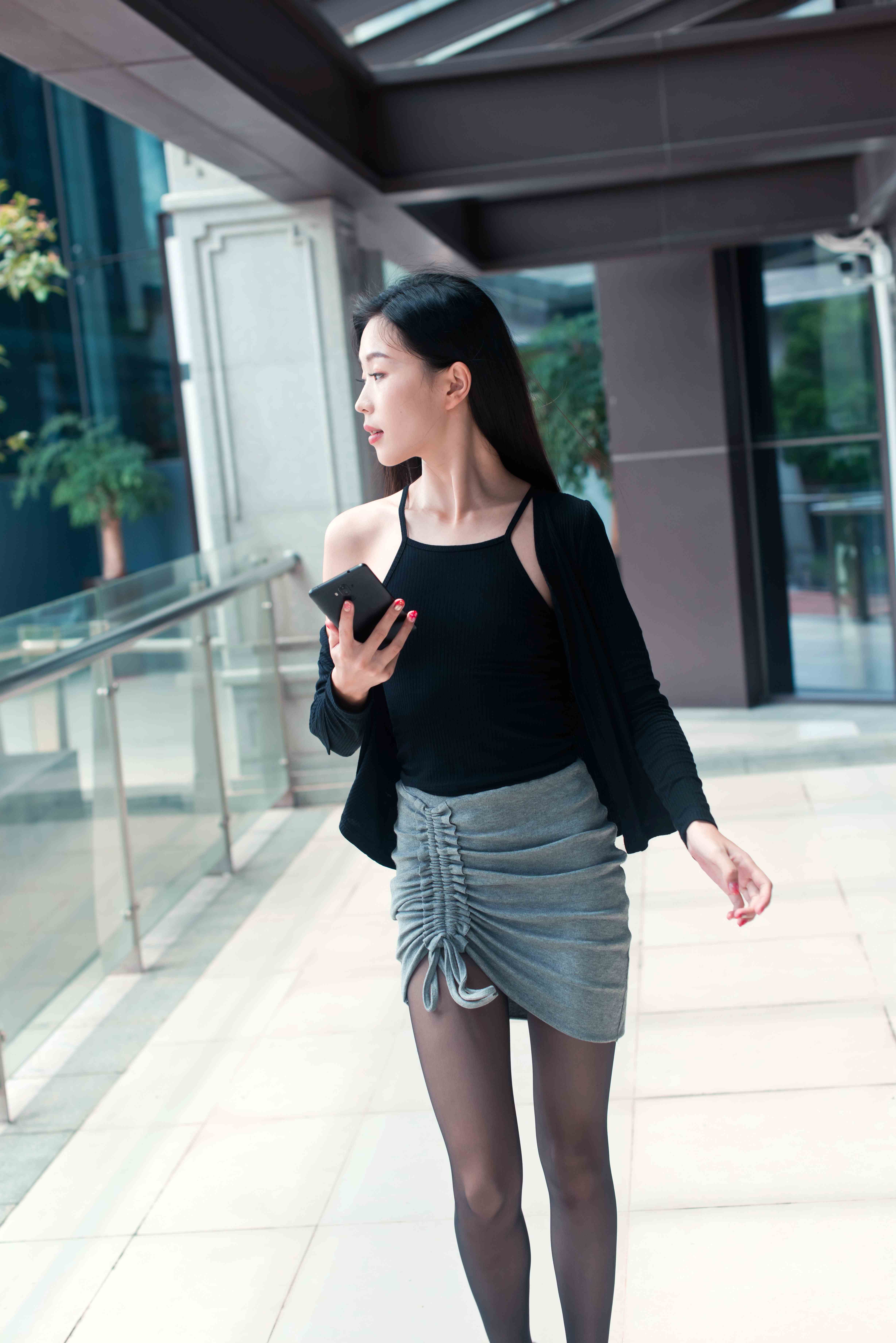 China Beauty Legs and feet 709