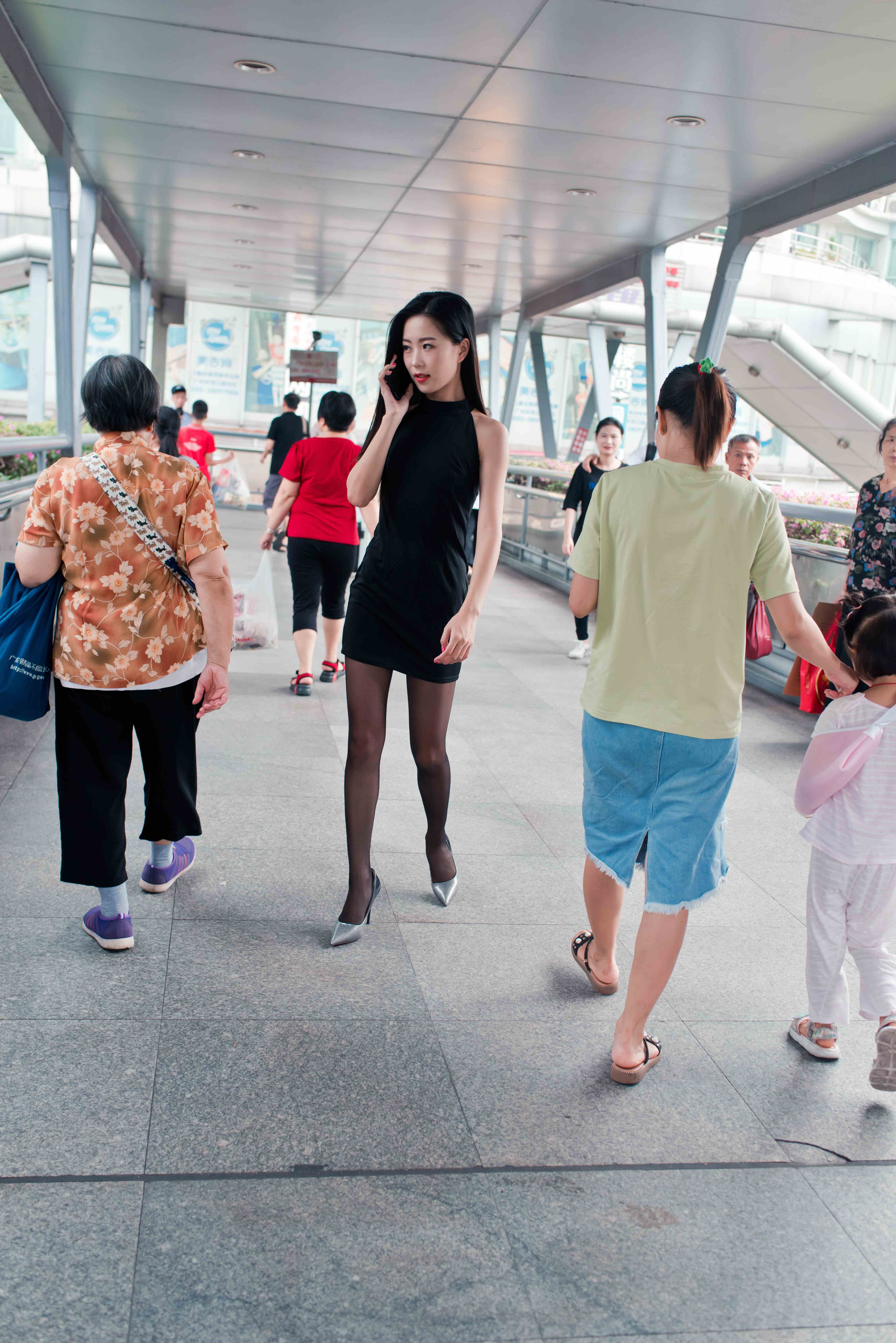 China Beauty Legs and feet 710