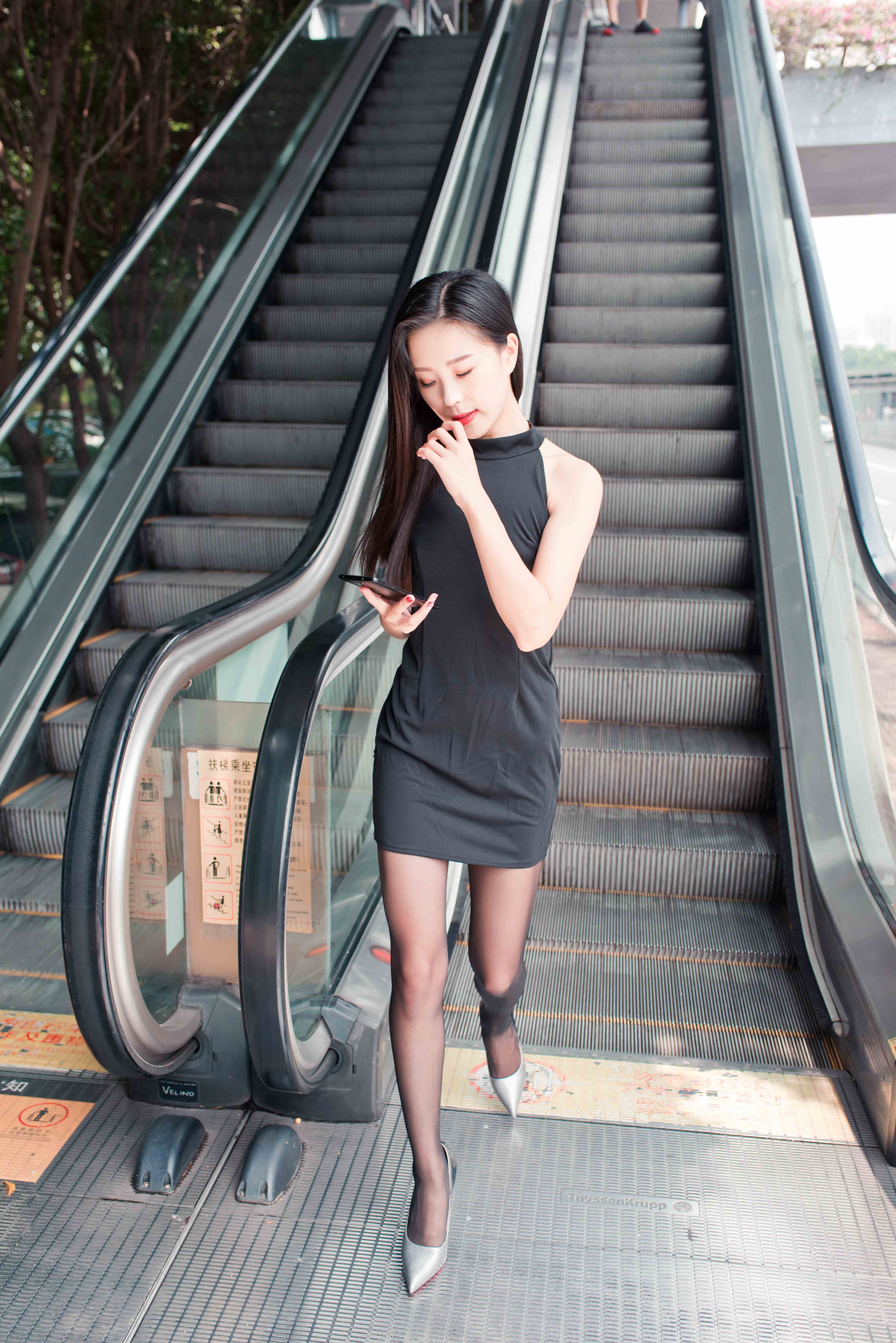 China Beauty Legs and feet 710