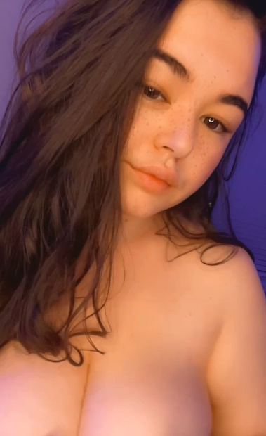 looking makes it uuhhooott_64