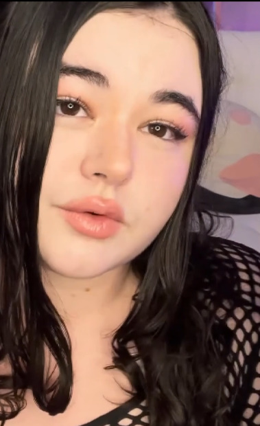 looking makes it uuhhooott_64