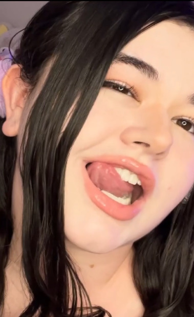 looking makes it uuhhooott_64