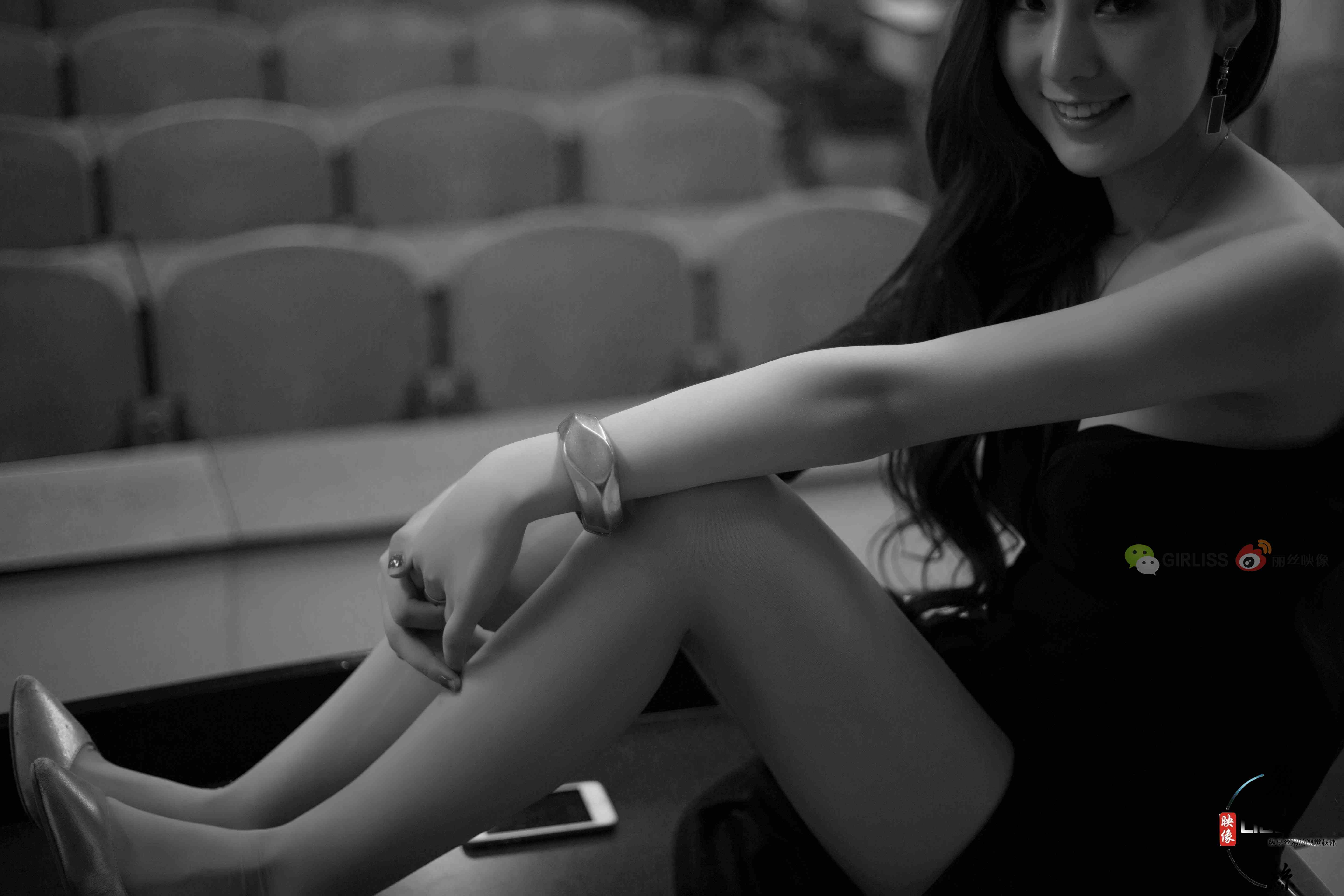 China Beauty Legs and feet 713