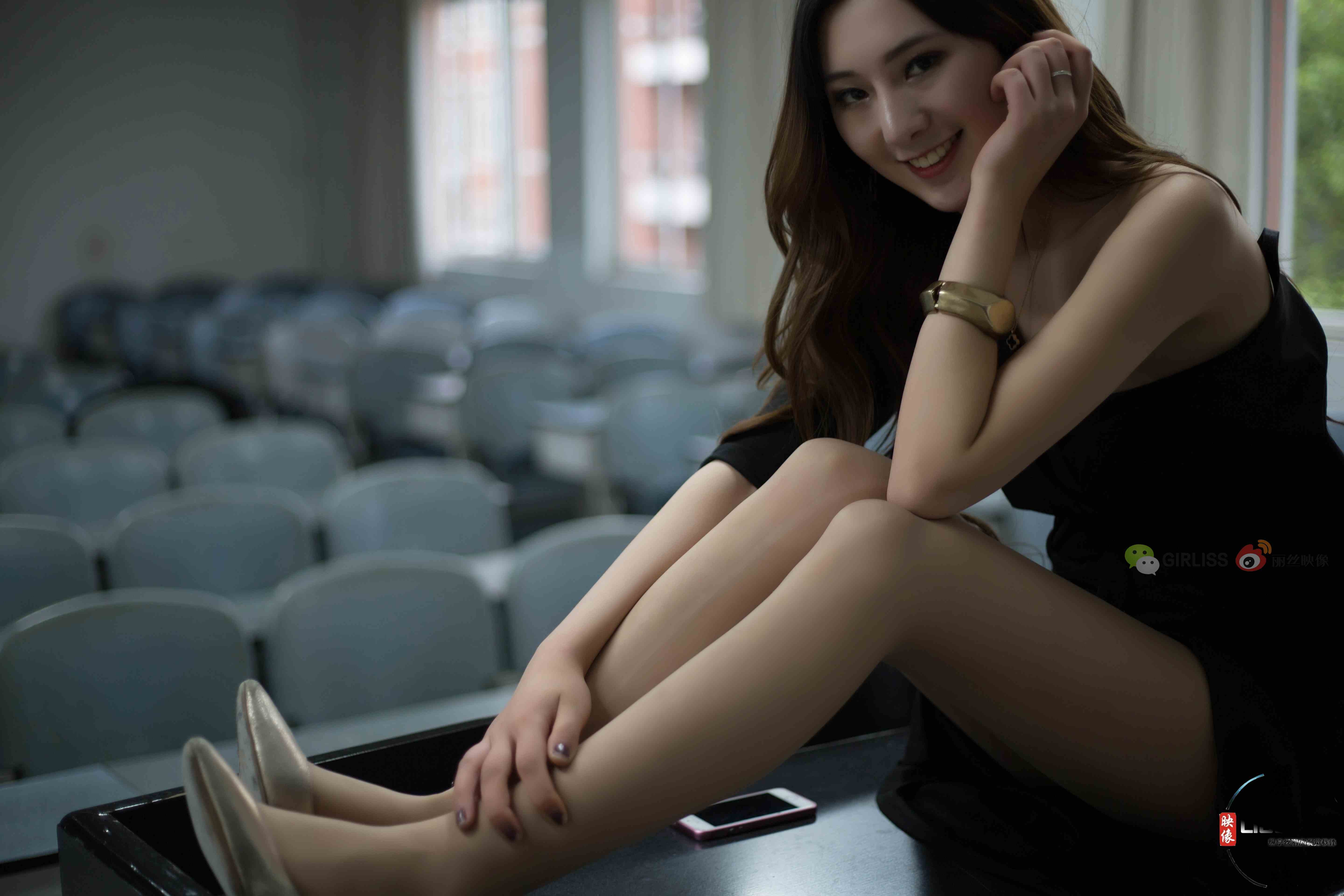 China Beauty Legs and feet 713