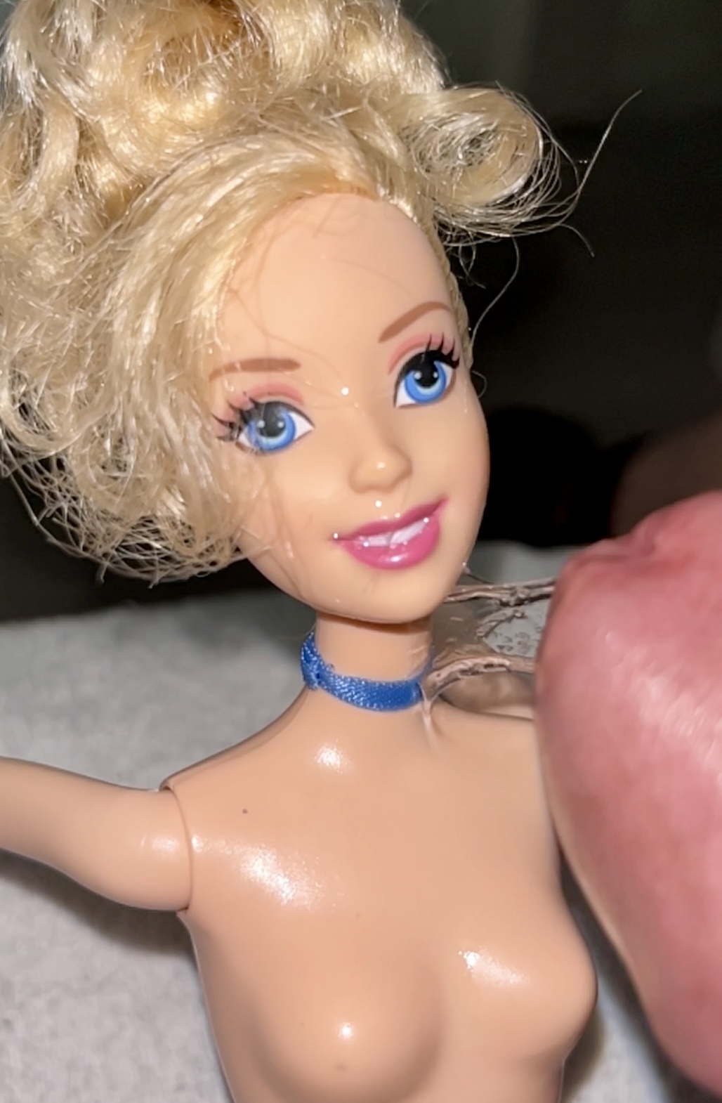 Naked secondhand store Barbie  precum and cumshot