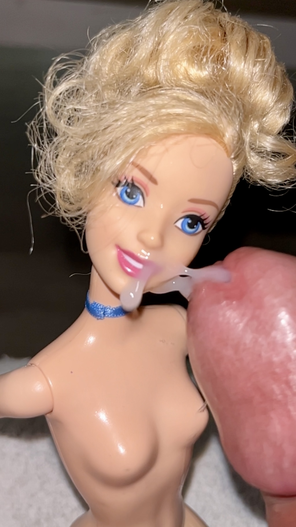 Naked secondhand store Barbie  precum and cumshot