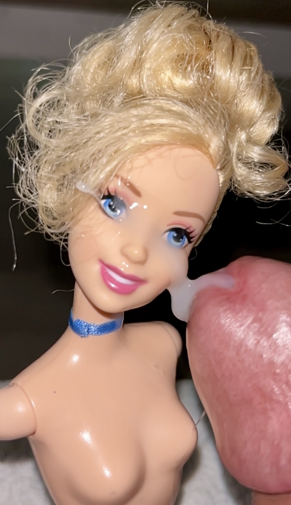 Naked secondhand store Barbie  precum and cumshot
