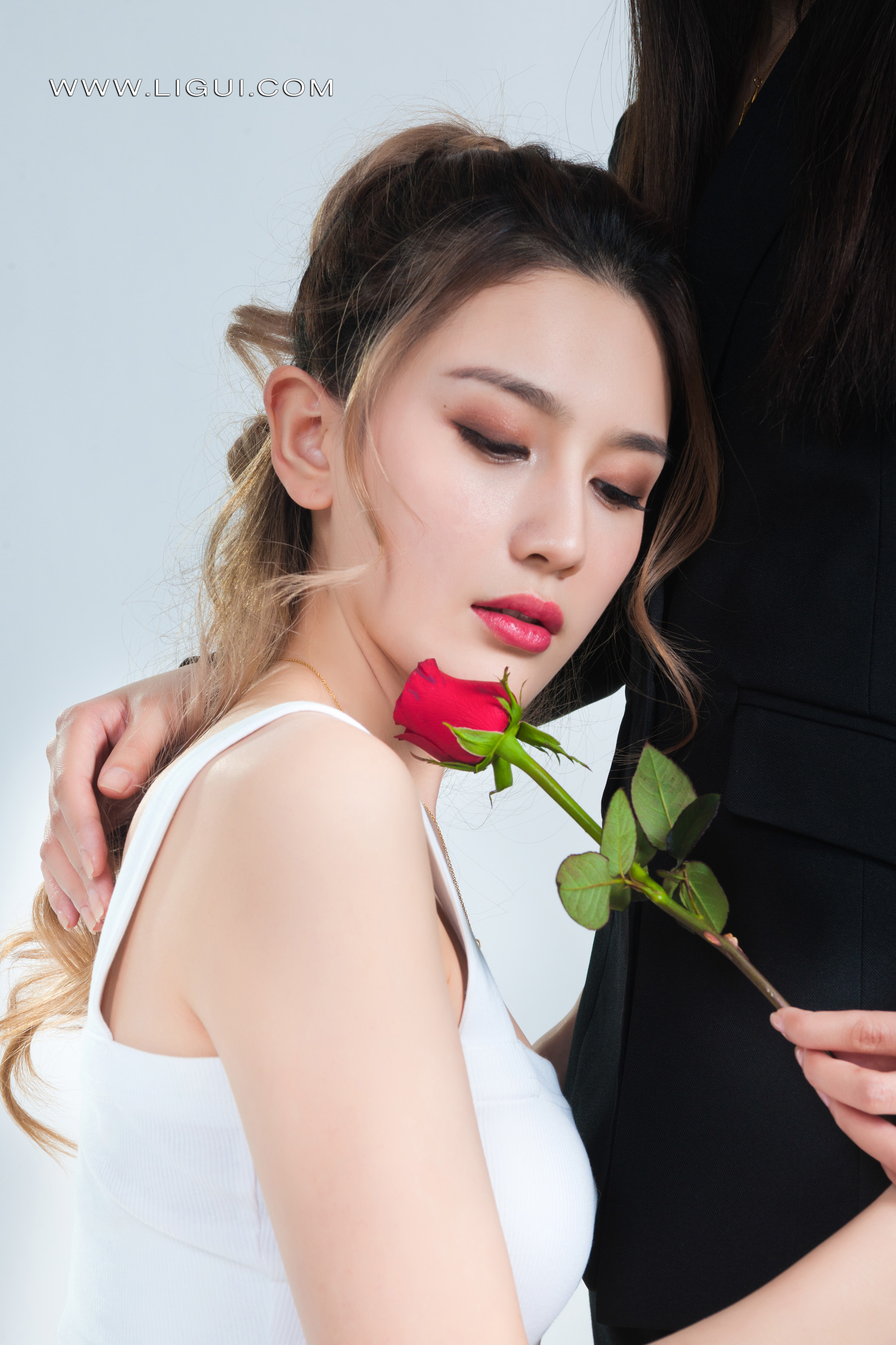 Foot Fetish Twin Flowers 94