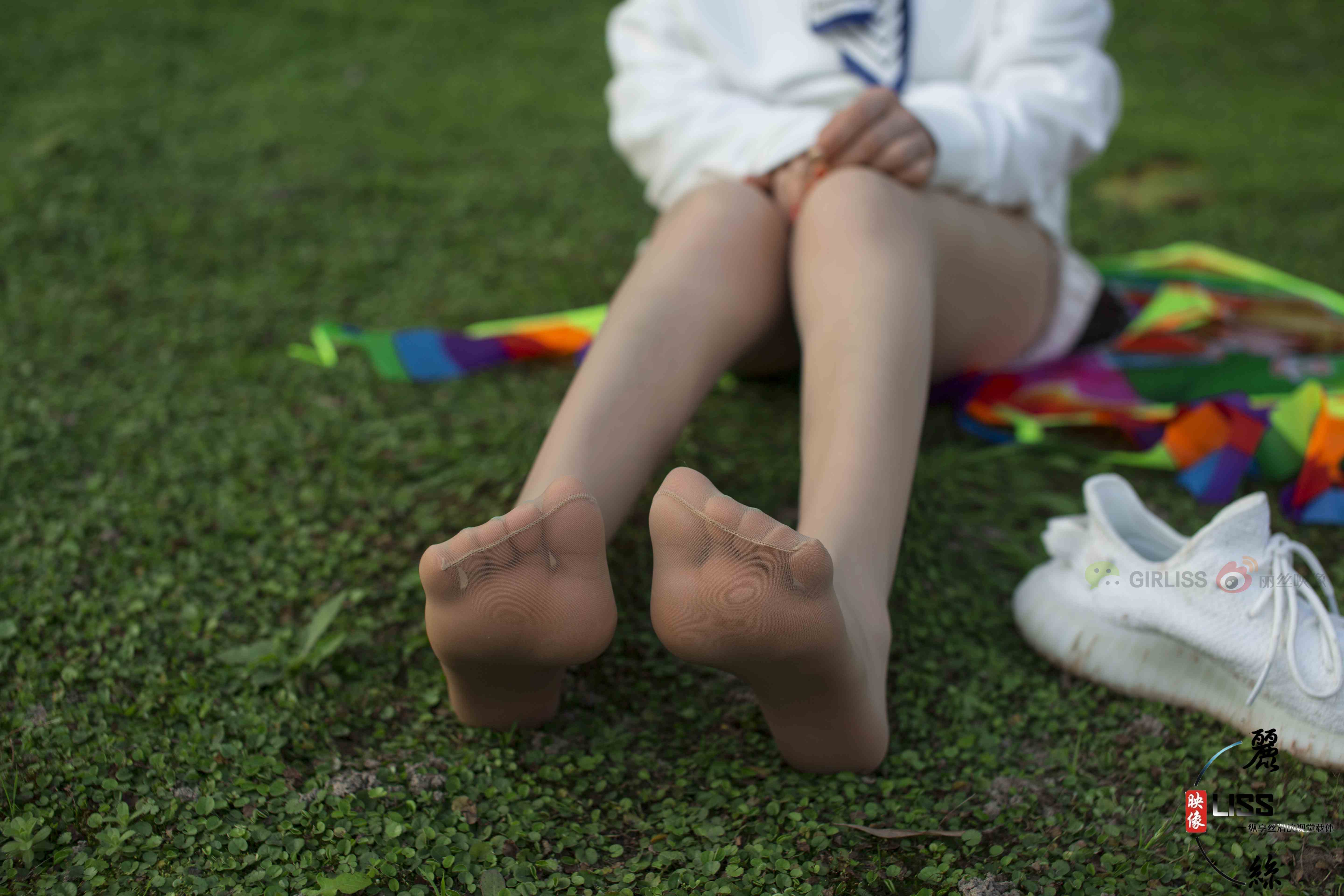 China Beauty Legs and feet 719