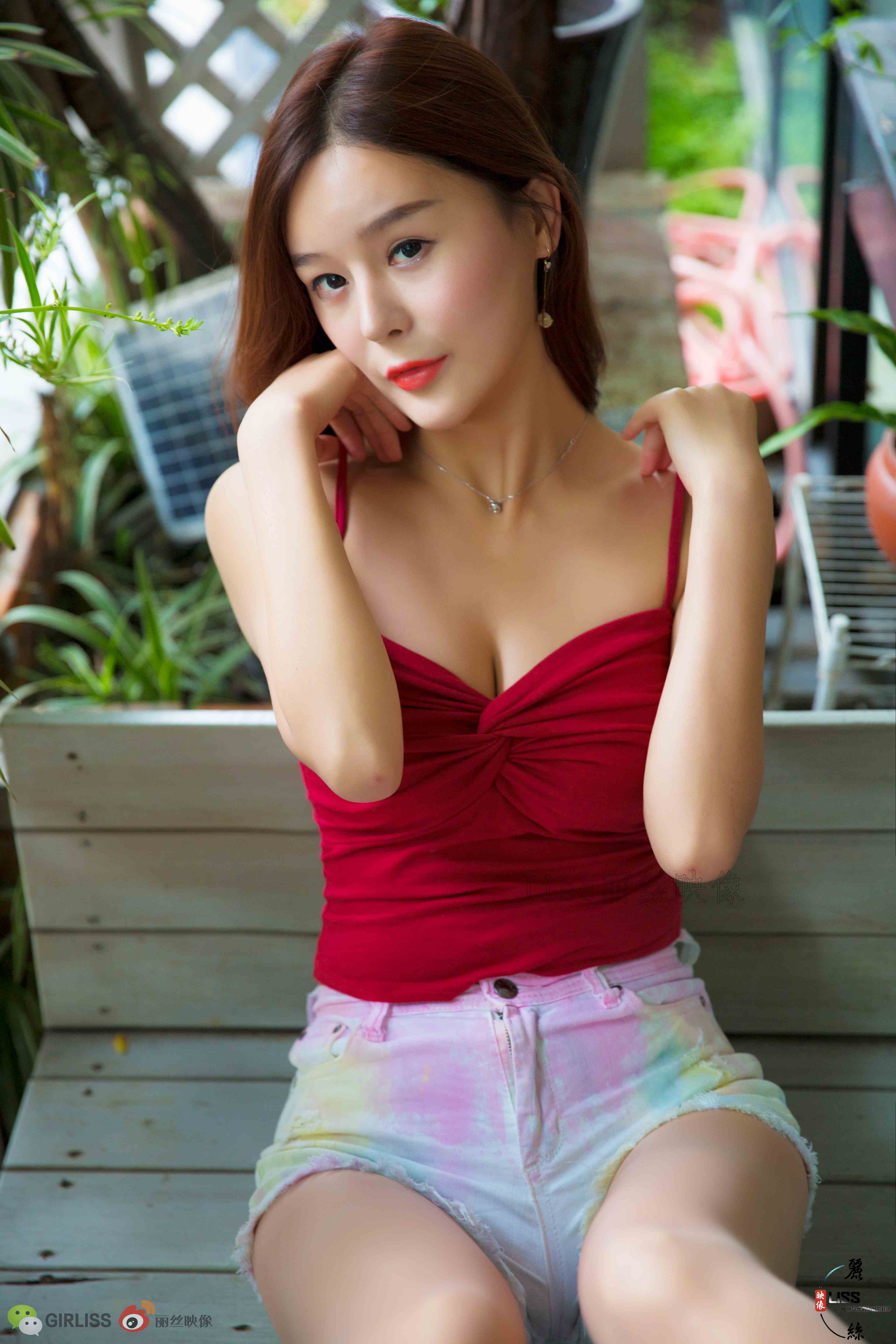 China Beauty Legs and feet 720