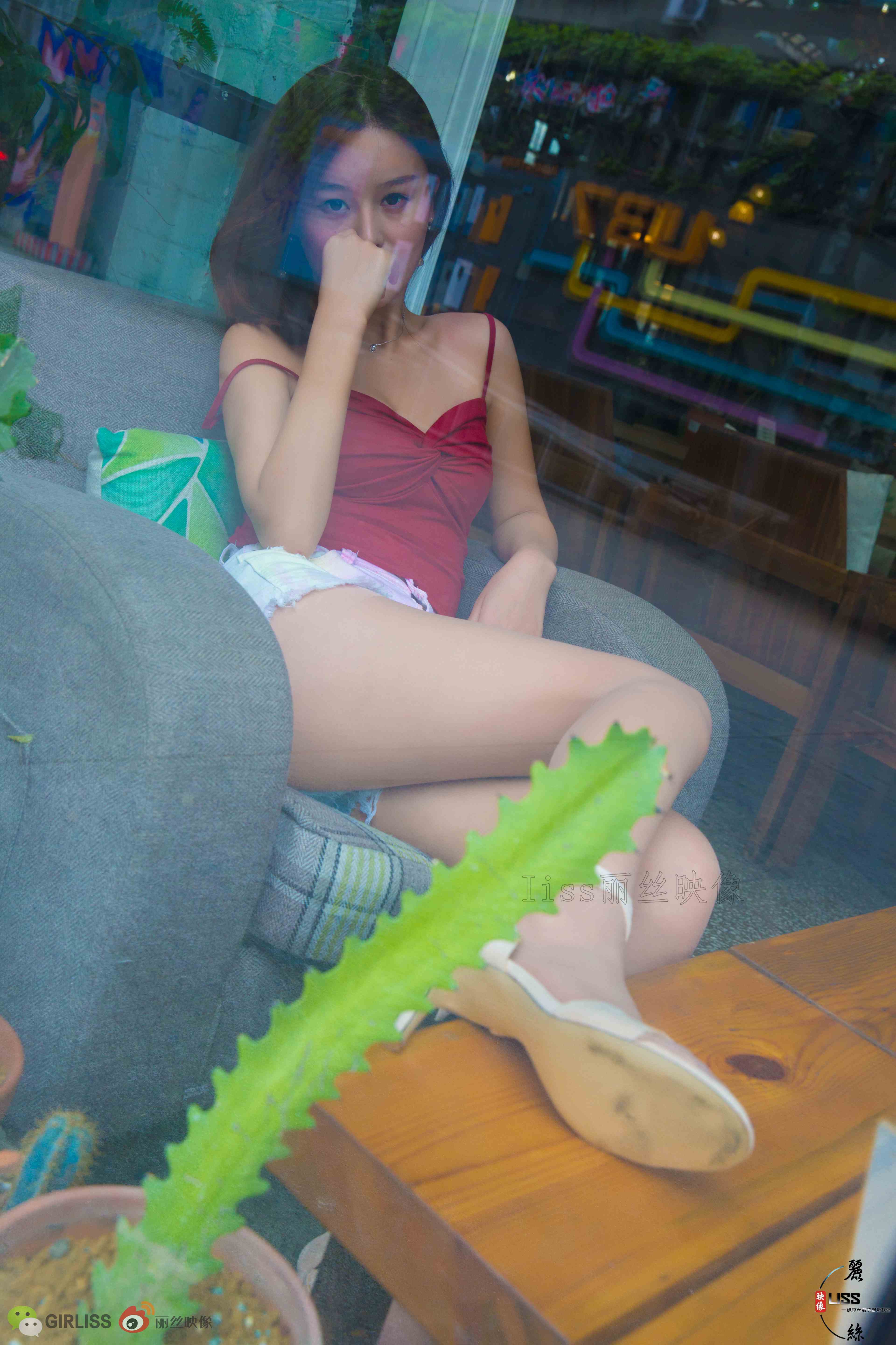 China Beauty Legs and feet 720