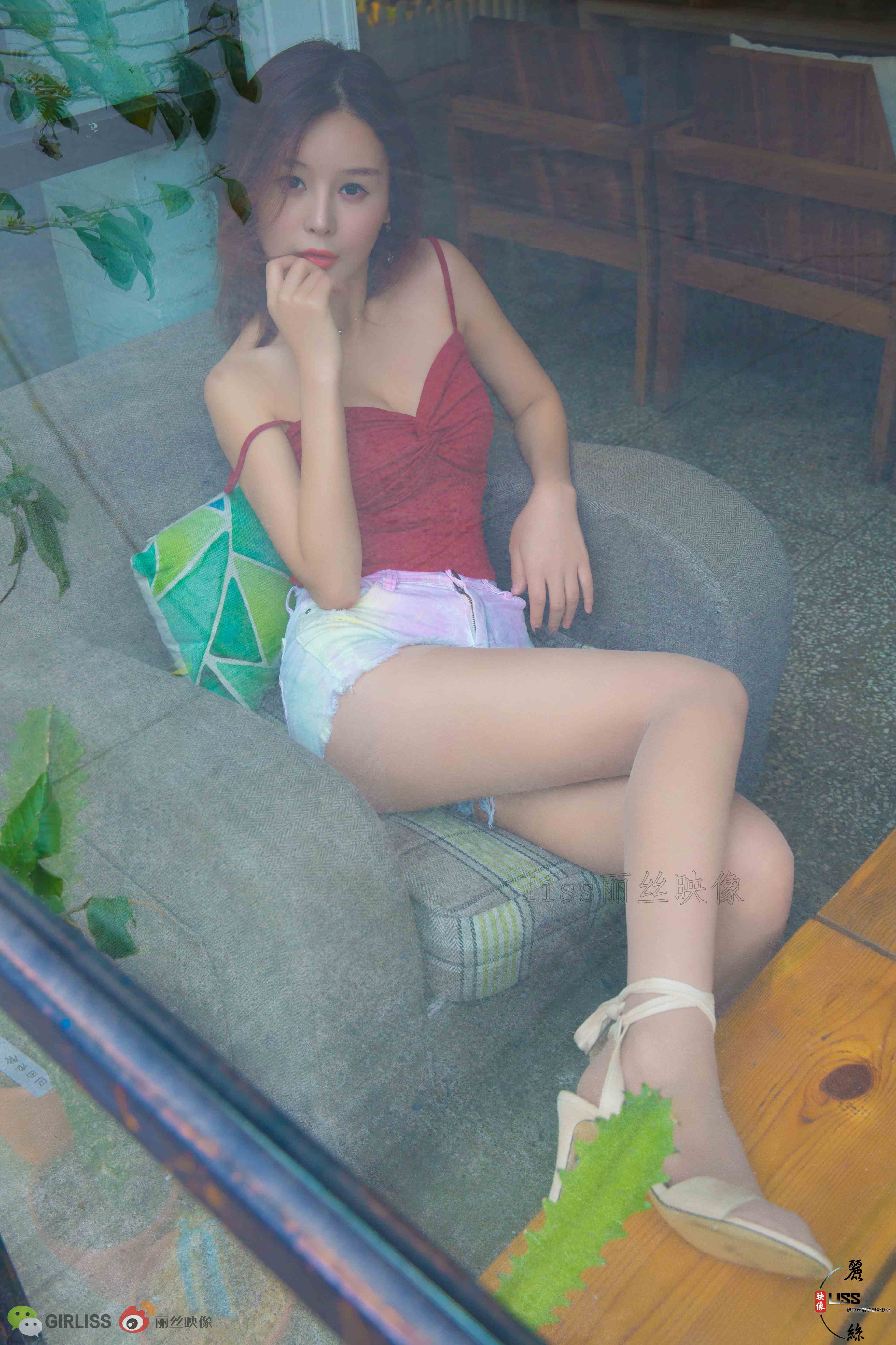 China Beauty Legs and feet 720