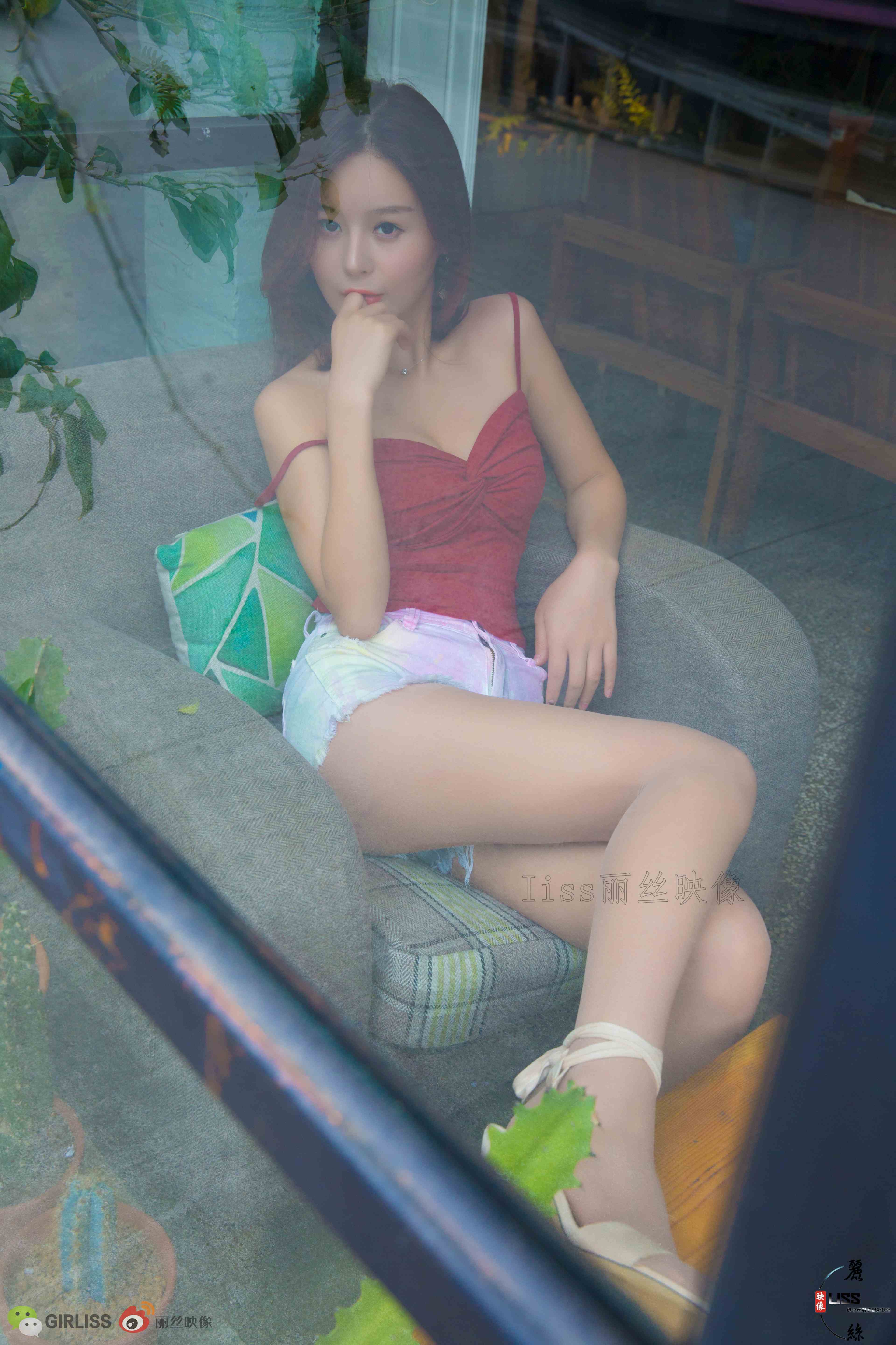 China Beauty Legs and feet 720