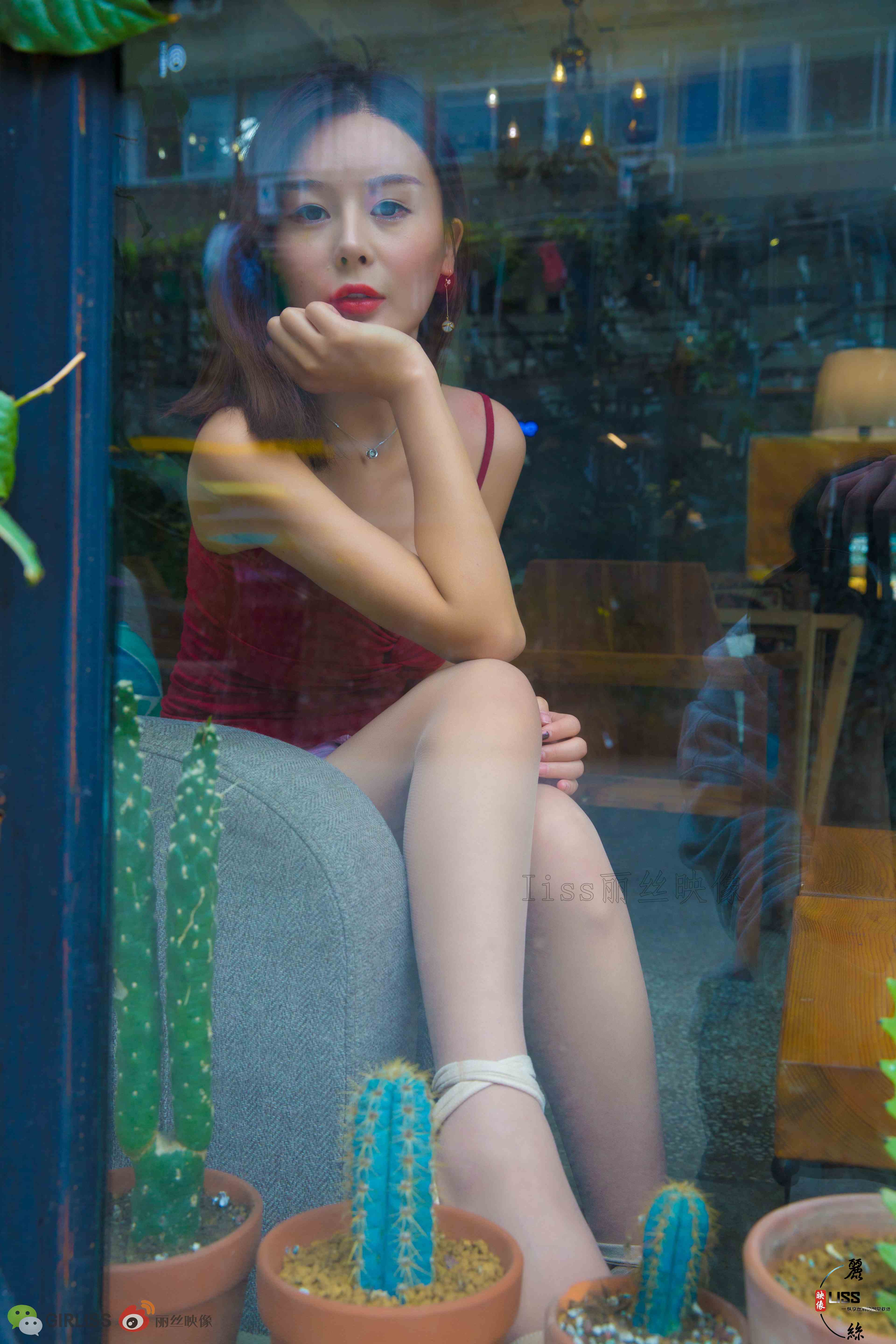 China Beauty Legs and feet 720