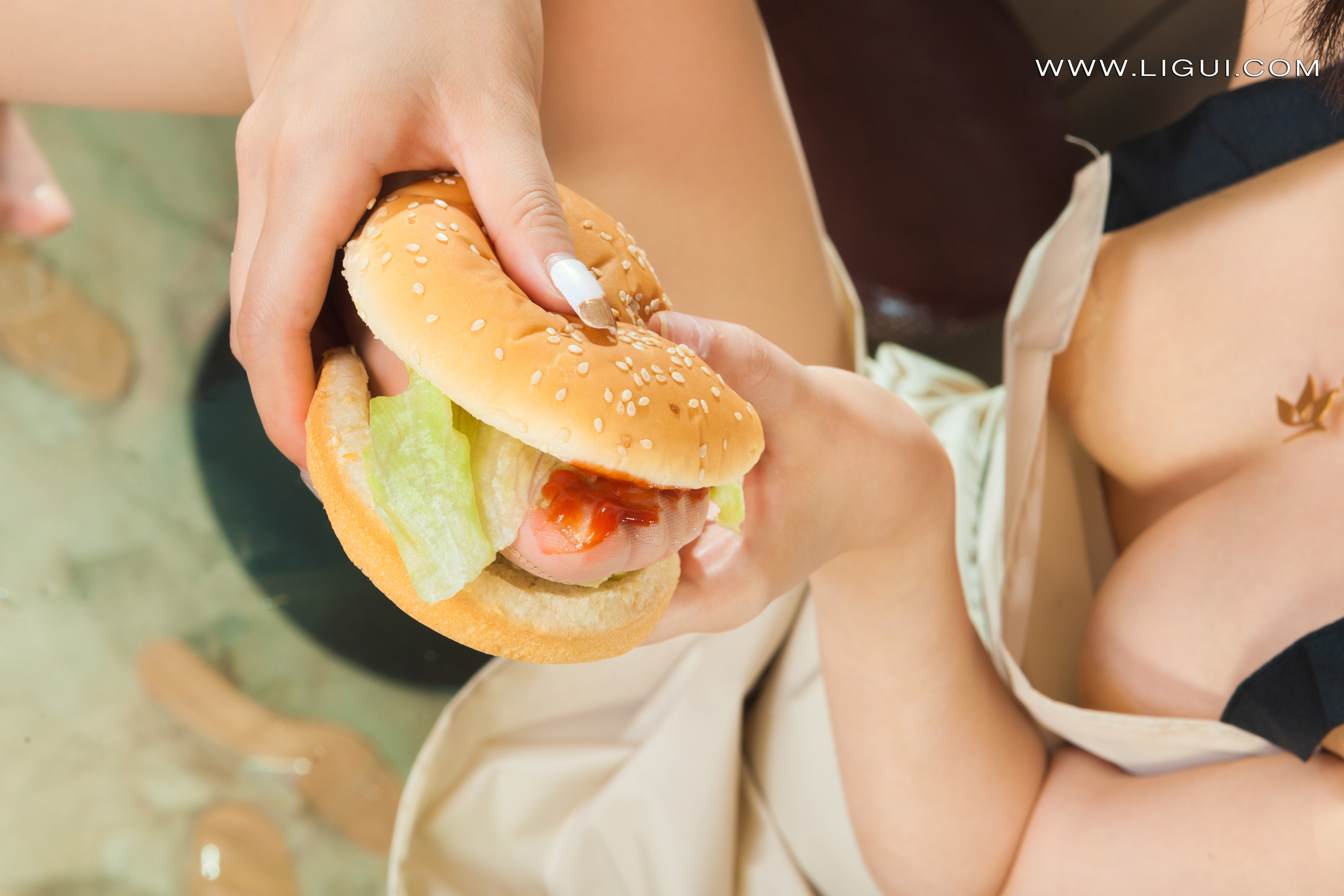 Foot Fetish Twin Flowers 96