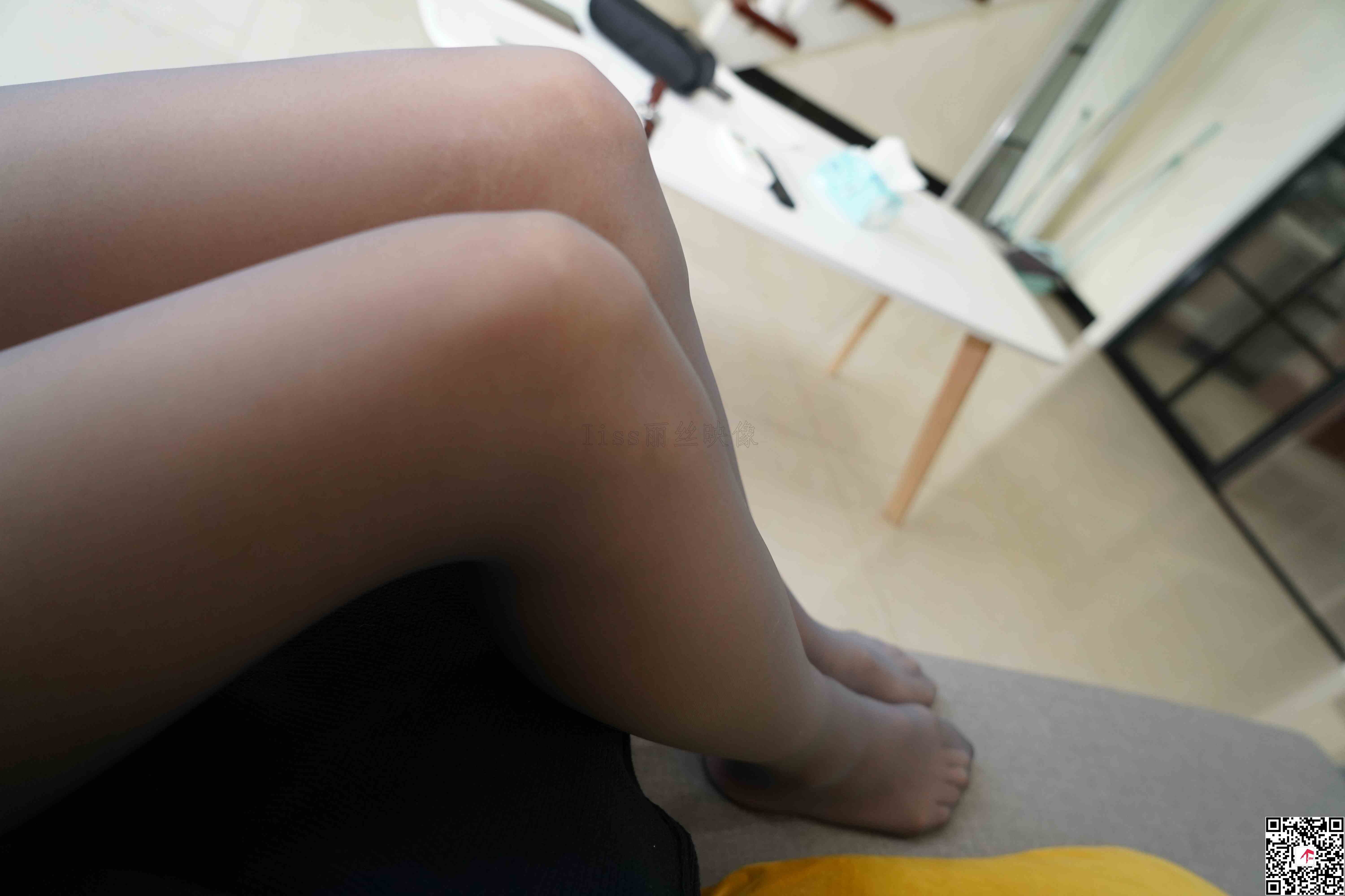 China Beauty Legs and feet 729