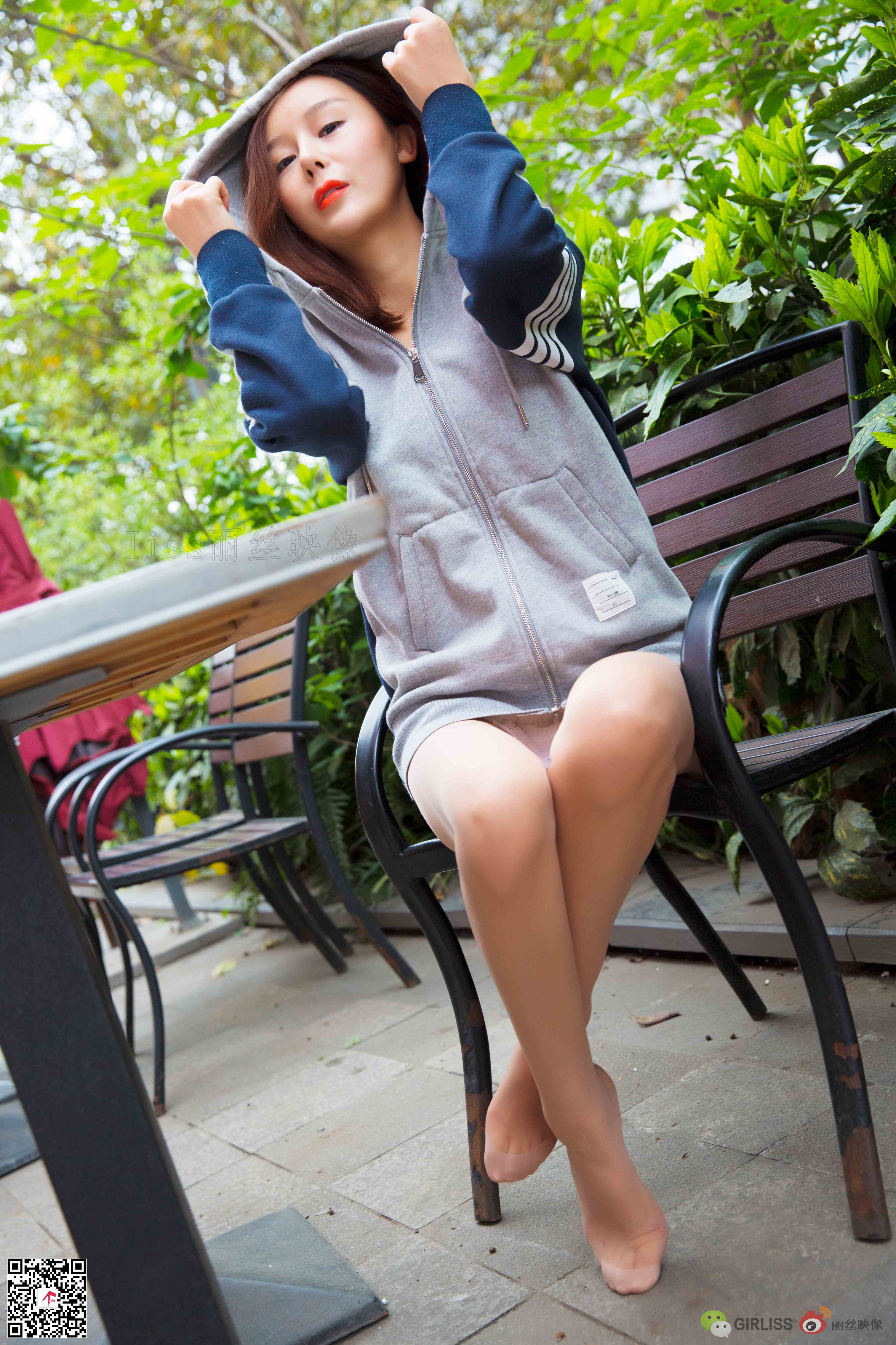 China Beauty Legs and feet 730