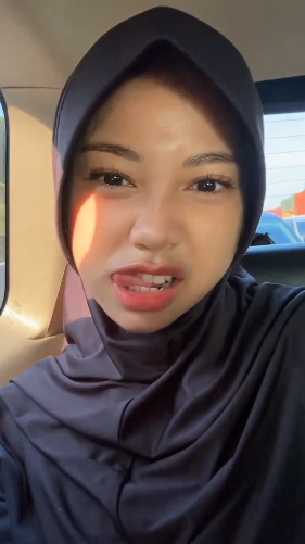 looking makes it uuhhooott_84