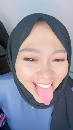 looking makes it uuhhooott_84