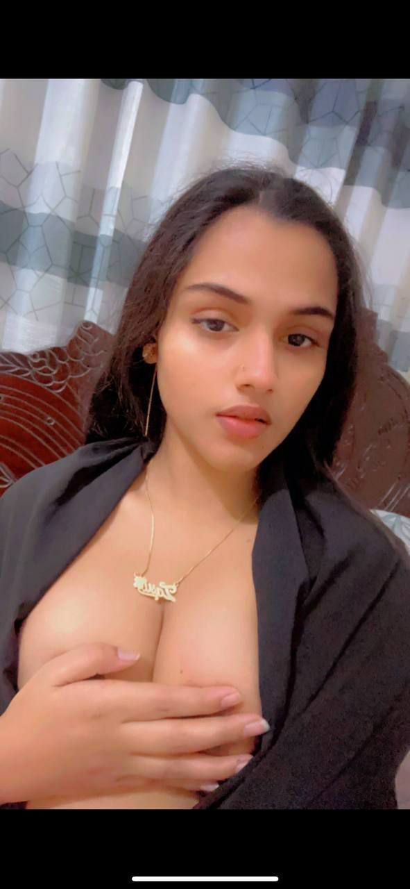 Tiktoker Taspiya Open Boobs