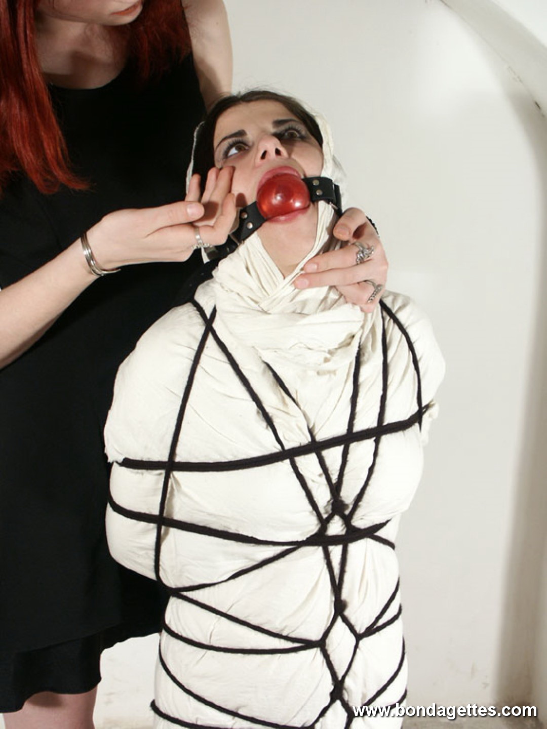 Hot girl in bondage 419