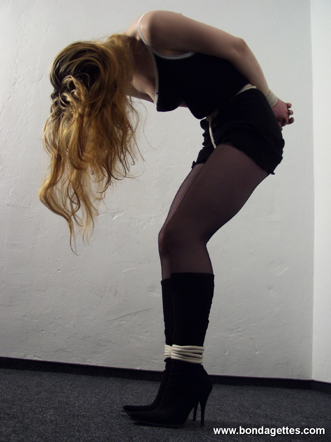 Hot girl in bondage 421