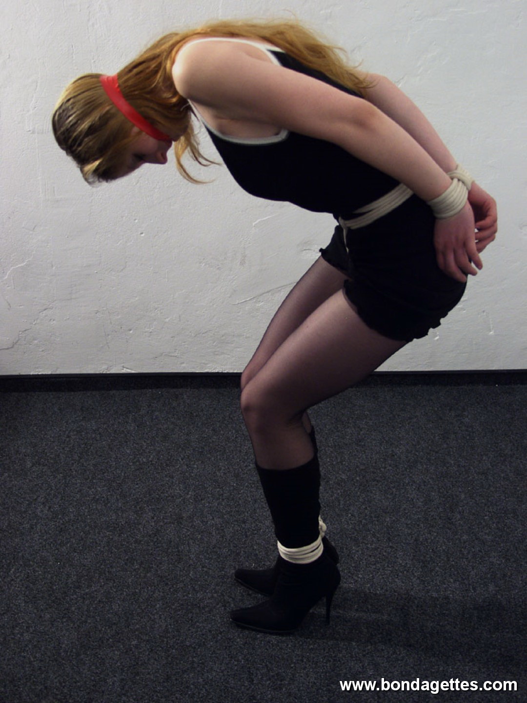 Hot girl in bondage 421